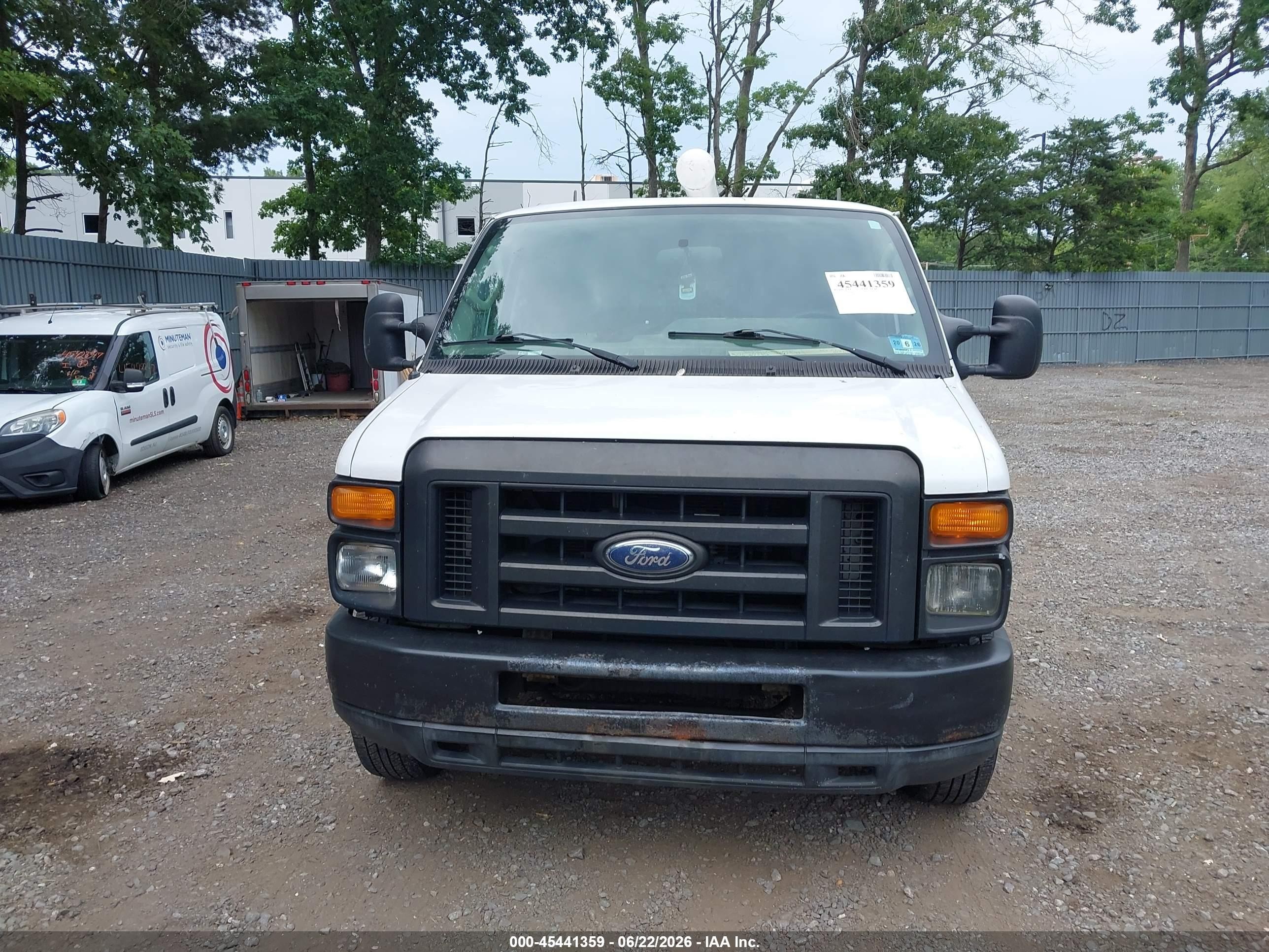 2012 Ford E-250 Commercial/recreational White vin: 1FTNS2EWXCDB32639