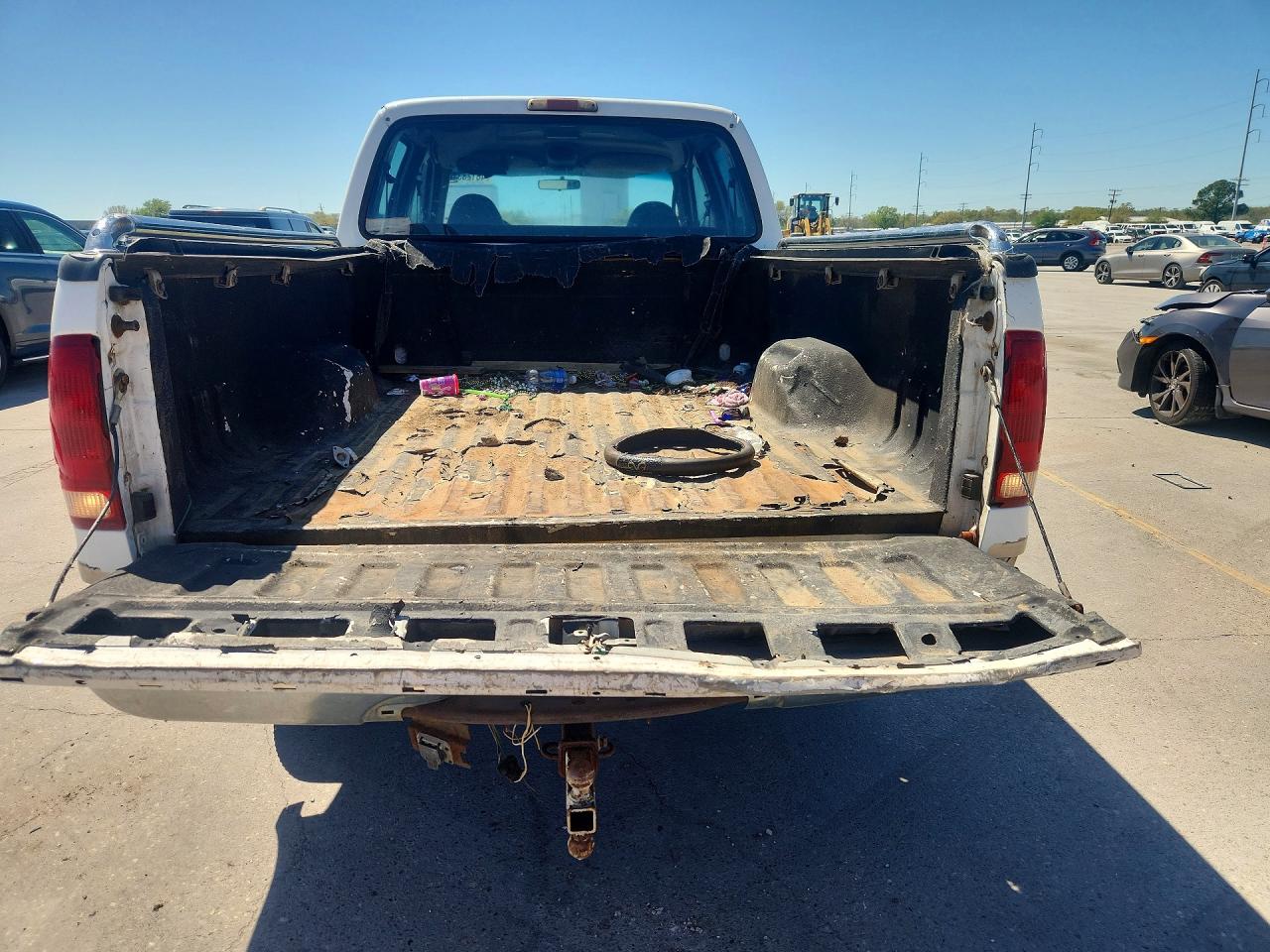 1999 Ford F250 V8 Triton White vin: 1FTNW20L1XED28776