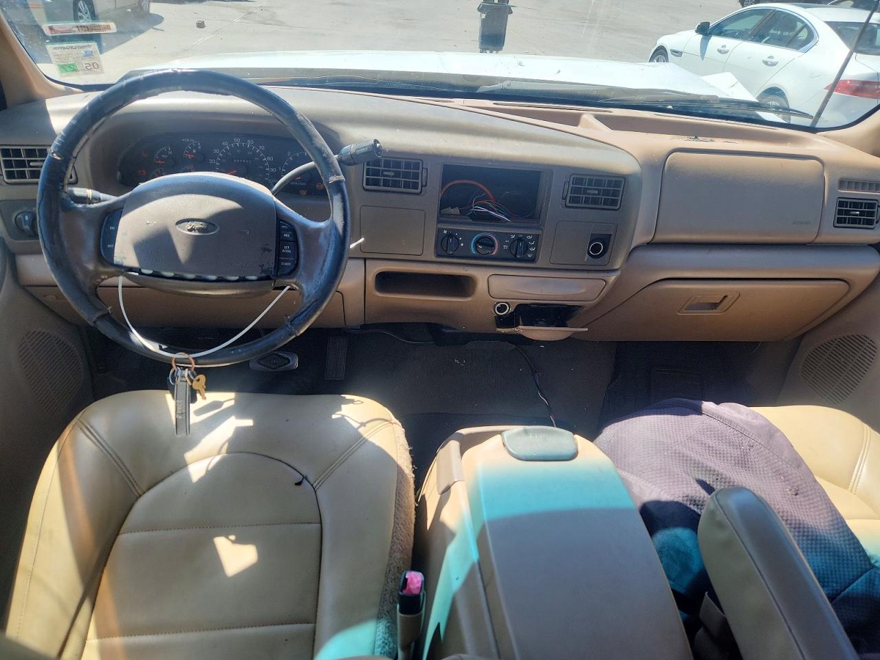 1999 Ford F250 V8 Triton White vin: 1FTNW20L1XED28776
