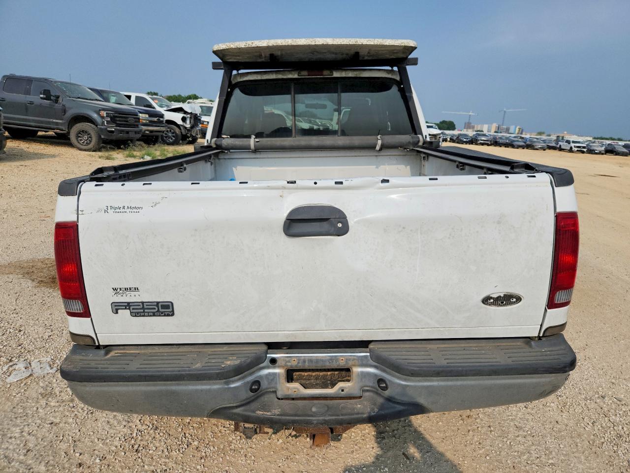 2003 Ford F250 Super Duty White vin: 1FTNW20L63ED22871