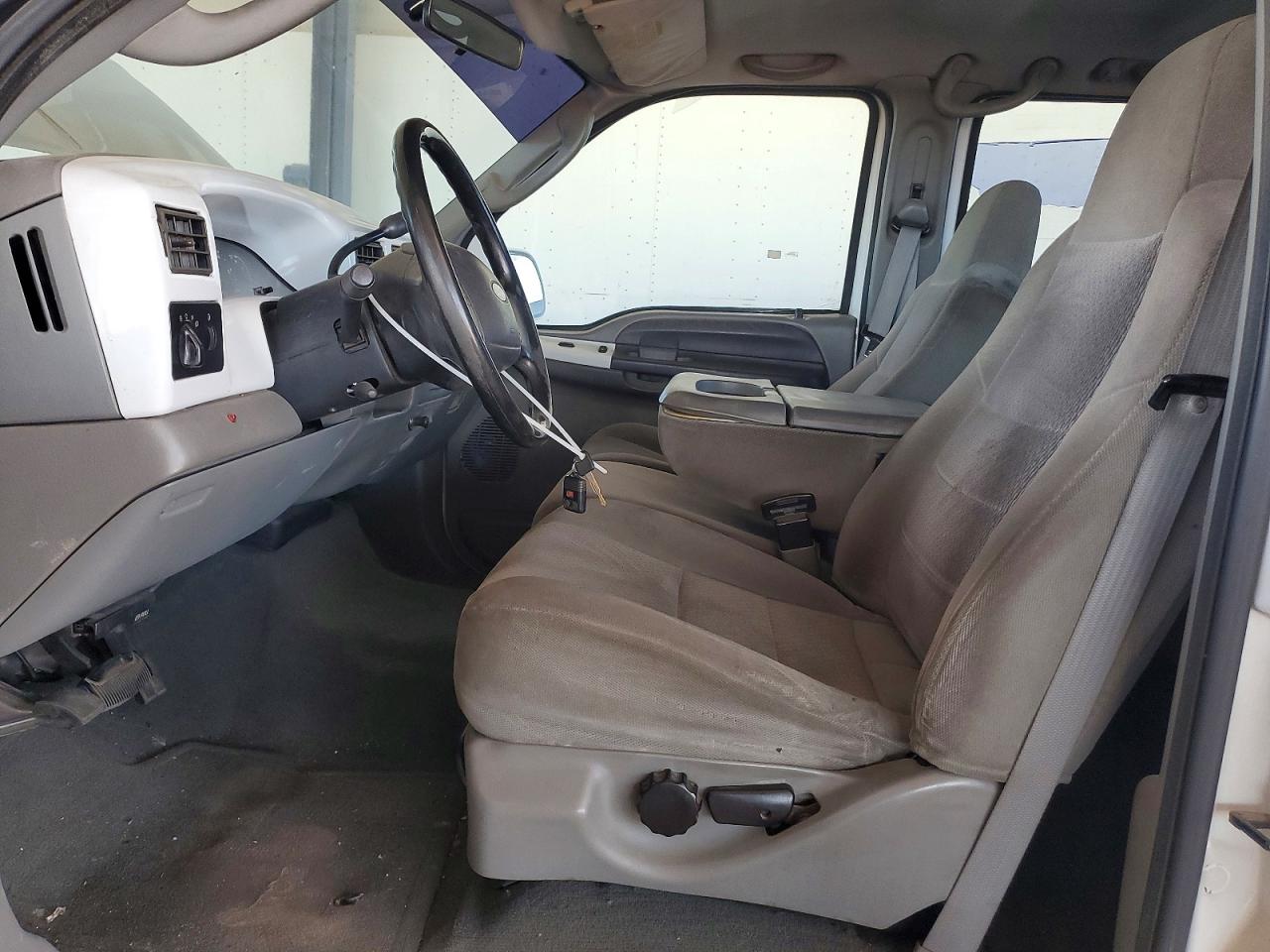 2003 Ford F250 Super Duty White vin: 1FTNW20L83ED49490