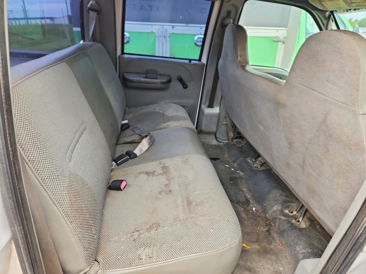 2004 Ford F250 Super Duty White vin: 1FTNW20LX4EE07004
