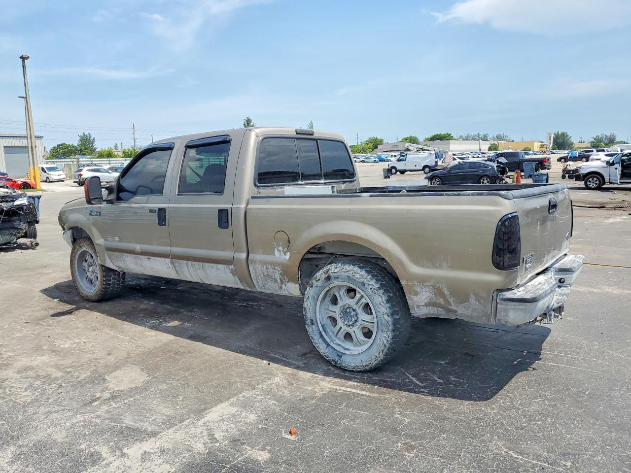 2004 Ford F250 Super Duty Beige vin: 1FTNW20P14ED56673