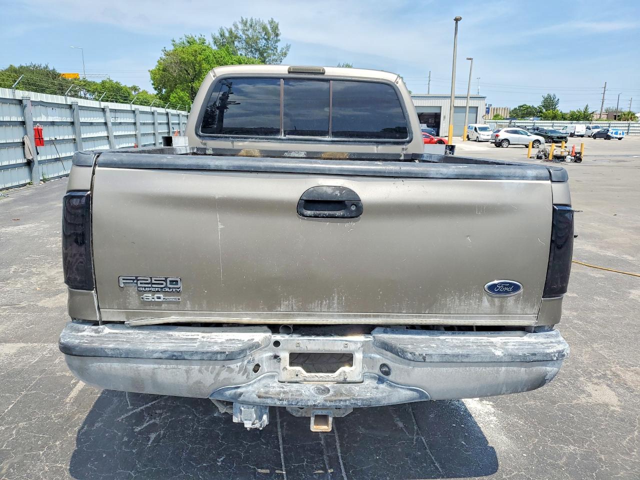 2004 Ford F250 Super Duty Beige vin: 1FTNW20P14ED56673