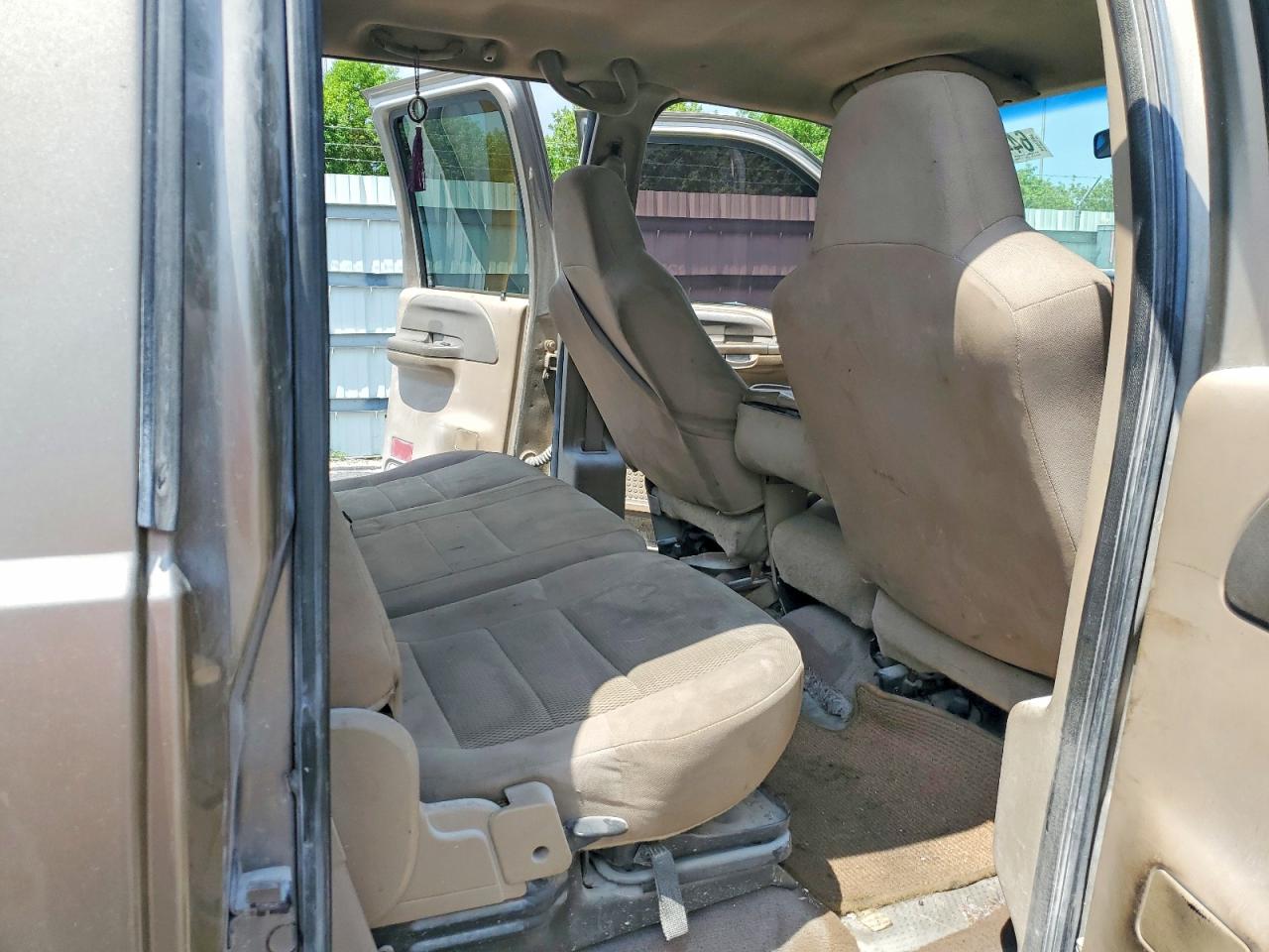 2004 Ford F250 Super Duty Beige vin: 1FTNW20P14ED56673