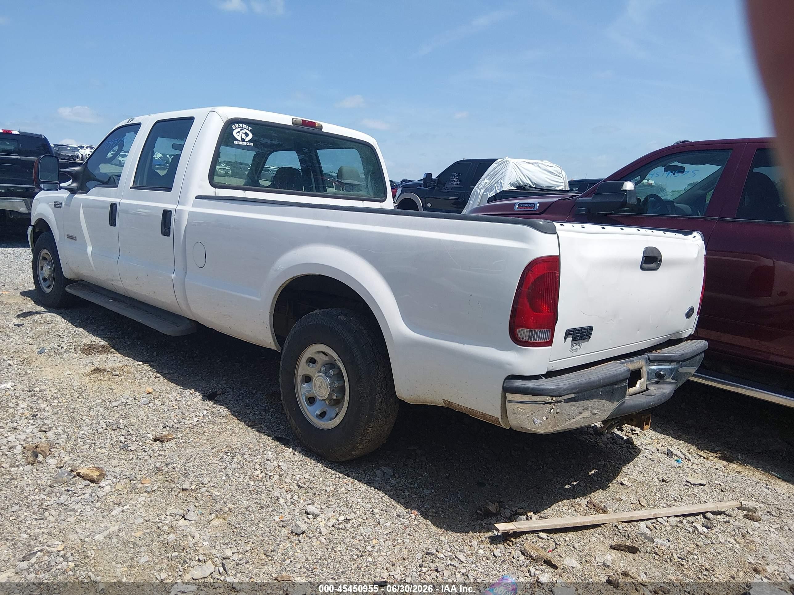2004 Ford F-250 Lariat/xl/xlt White vin: 1FTNW20P44ED67909
