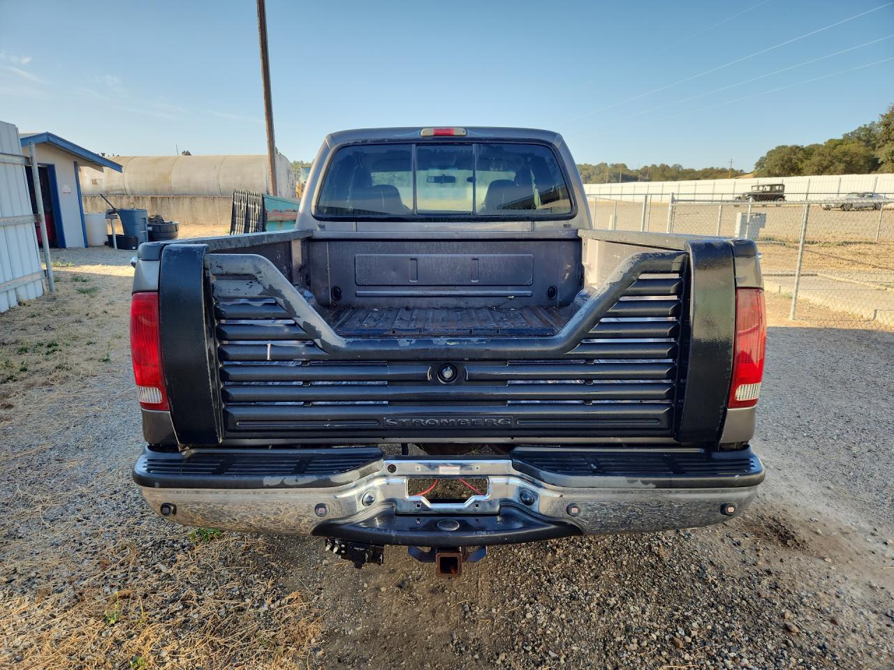 2004 Ford F250 Super Duty Угольный vin: 1FTNW20P54EB31396 Damage: Tailgate, Aftermarket, Acceptable