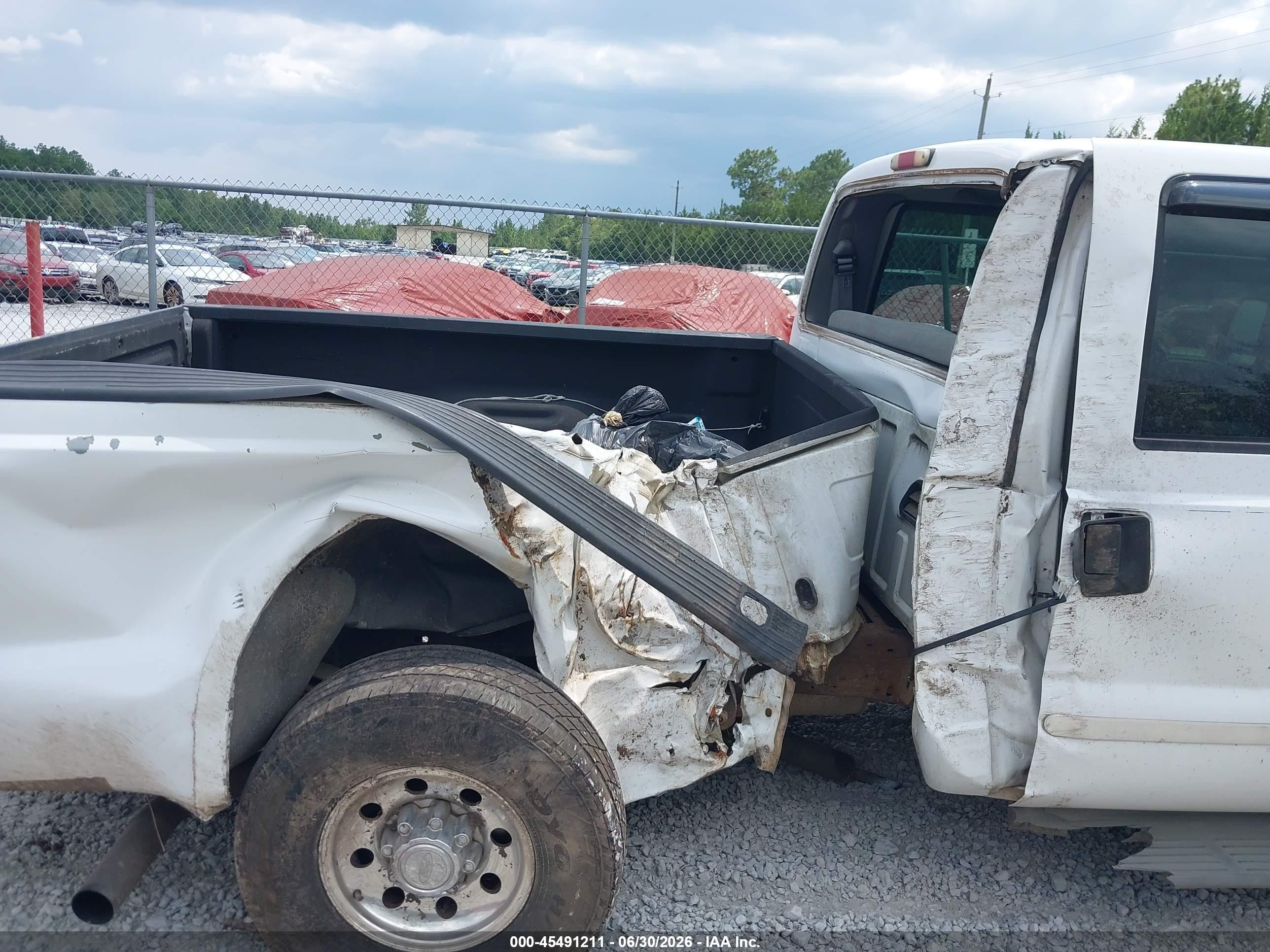 2003 Ford F-250 King Ranch/lariat/xl/xlt Белый vin: 1FTNW20PX3ED63538