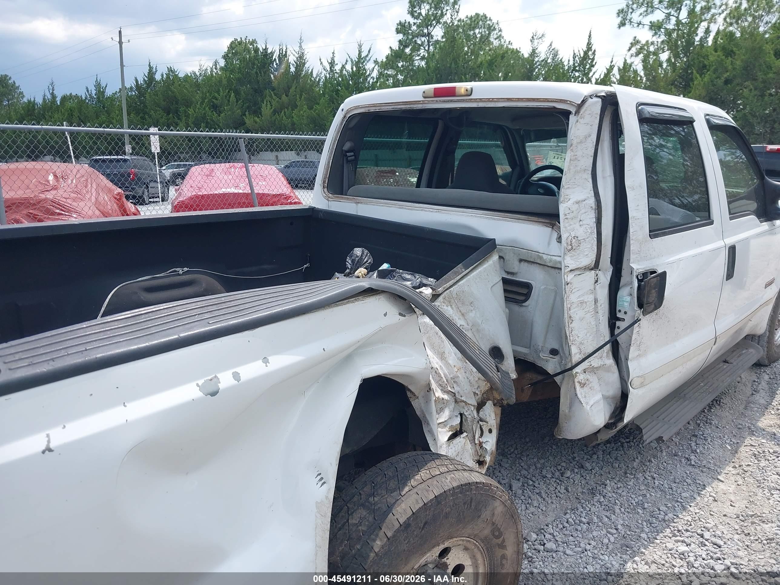 2003 Ford F-250 King Ranch/lariat/xl/xlt Белый vin: 1FTNW20PX3ED63538