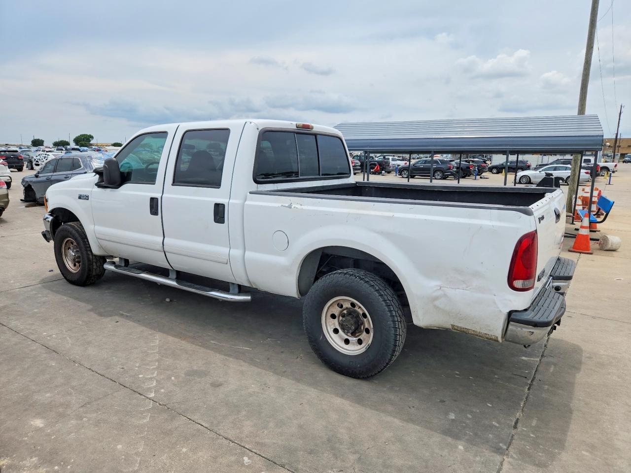 2001 Ford F250 Super Duty White vin: 1FTNW20S81EB96159
