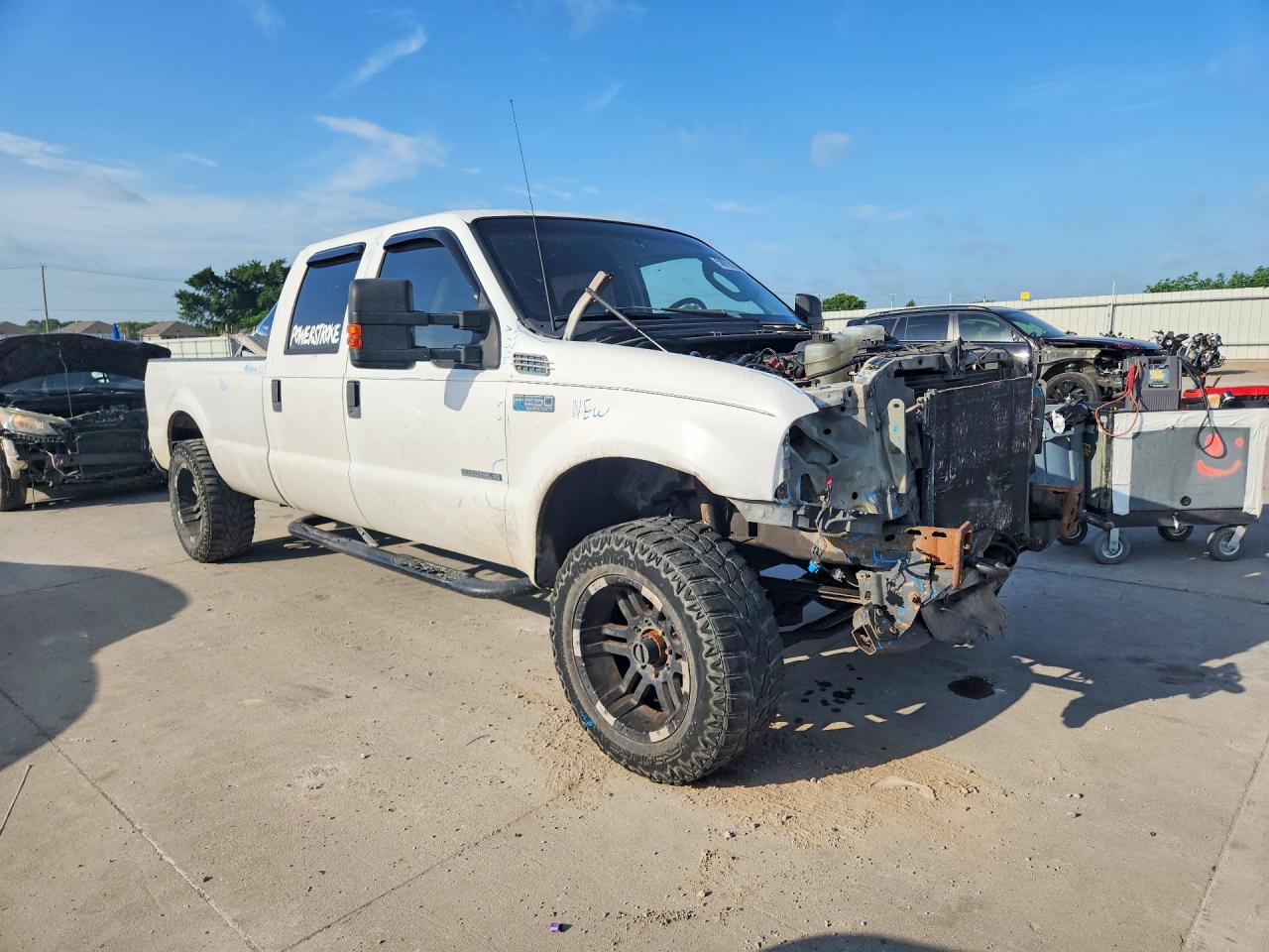 2003 Ford F250 Super Duty White vin: 1FTNW21F03EB25929