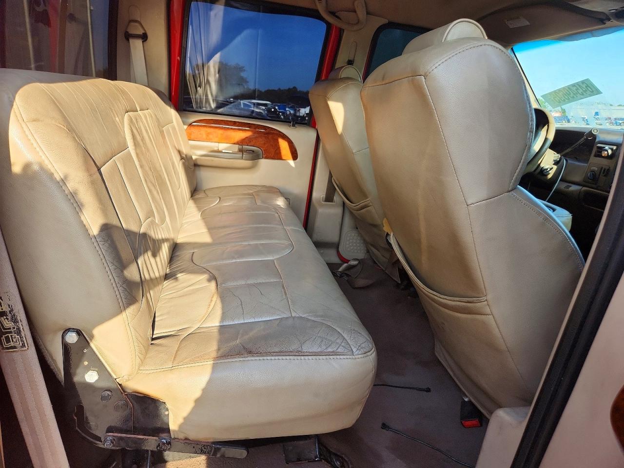 2001 Ford F250 Super Duty Red vin: 1FTNW21F11EC68790