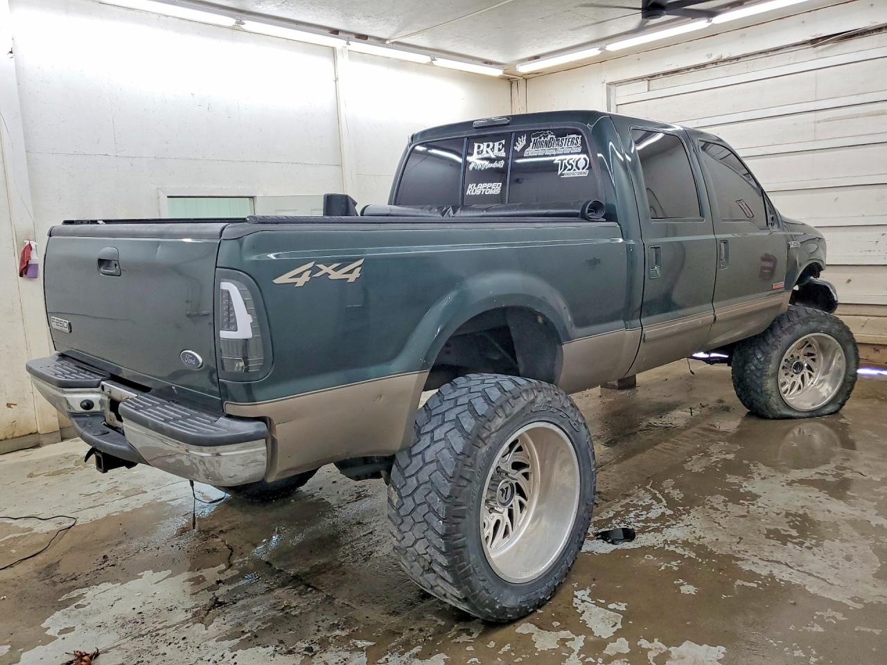 2002 Ford F250 Super Duty Green vin: 1FTNW21F12EC31899