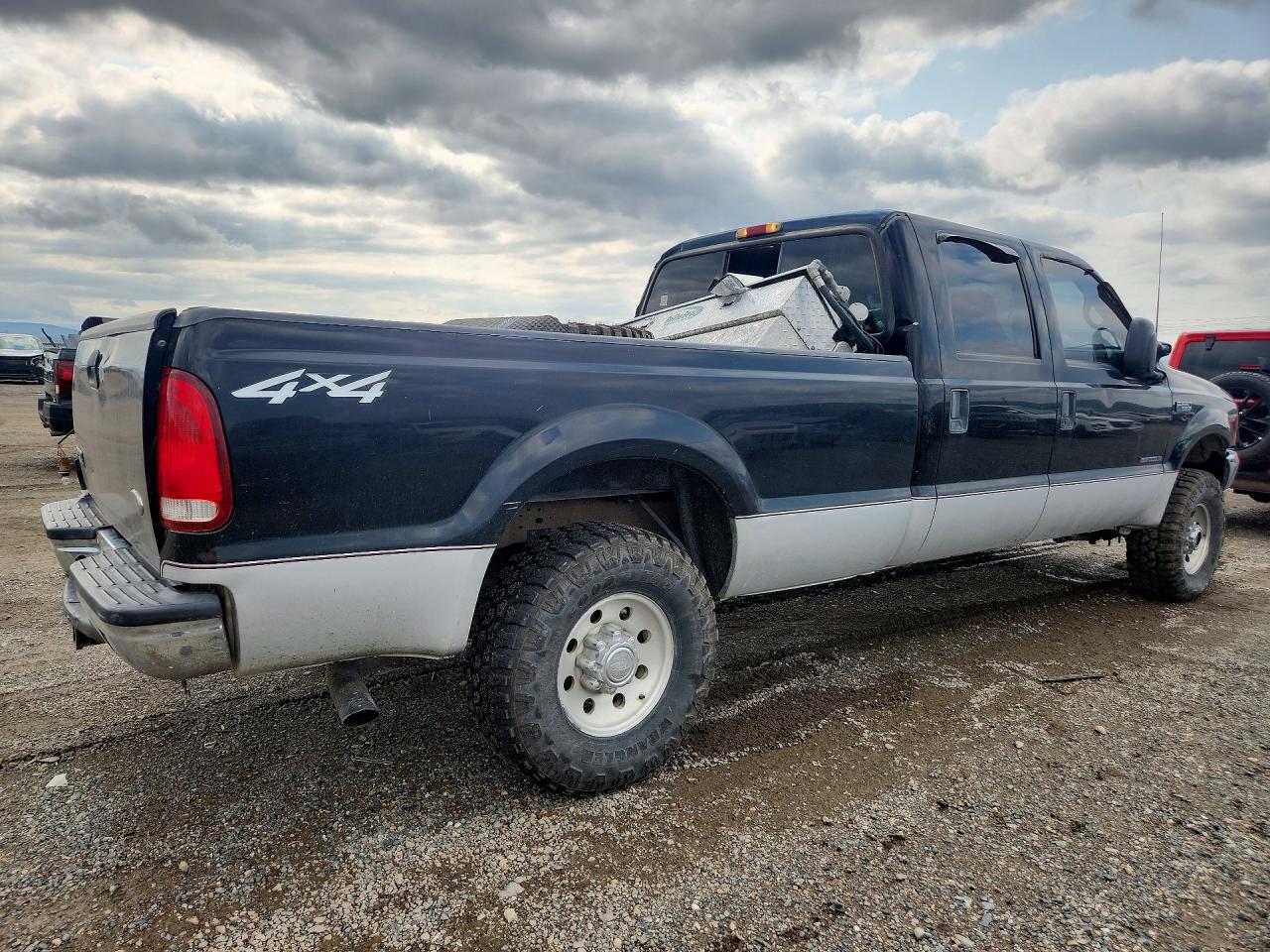 2000 Ford F250 Super Duty Black vin: 1FTNW21F2YED21331