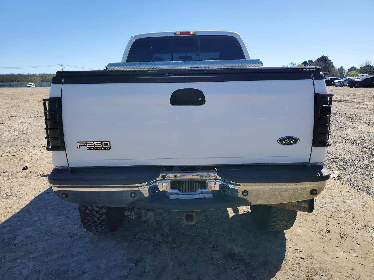 2003 Ford F250 White vin: 1FTNW21F43EA74676
