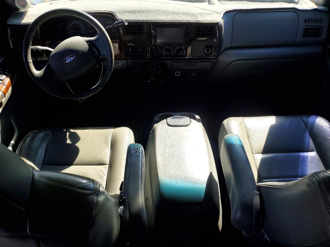 2003 Ford F250 White vin: 1FTNW21F43EA74676