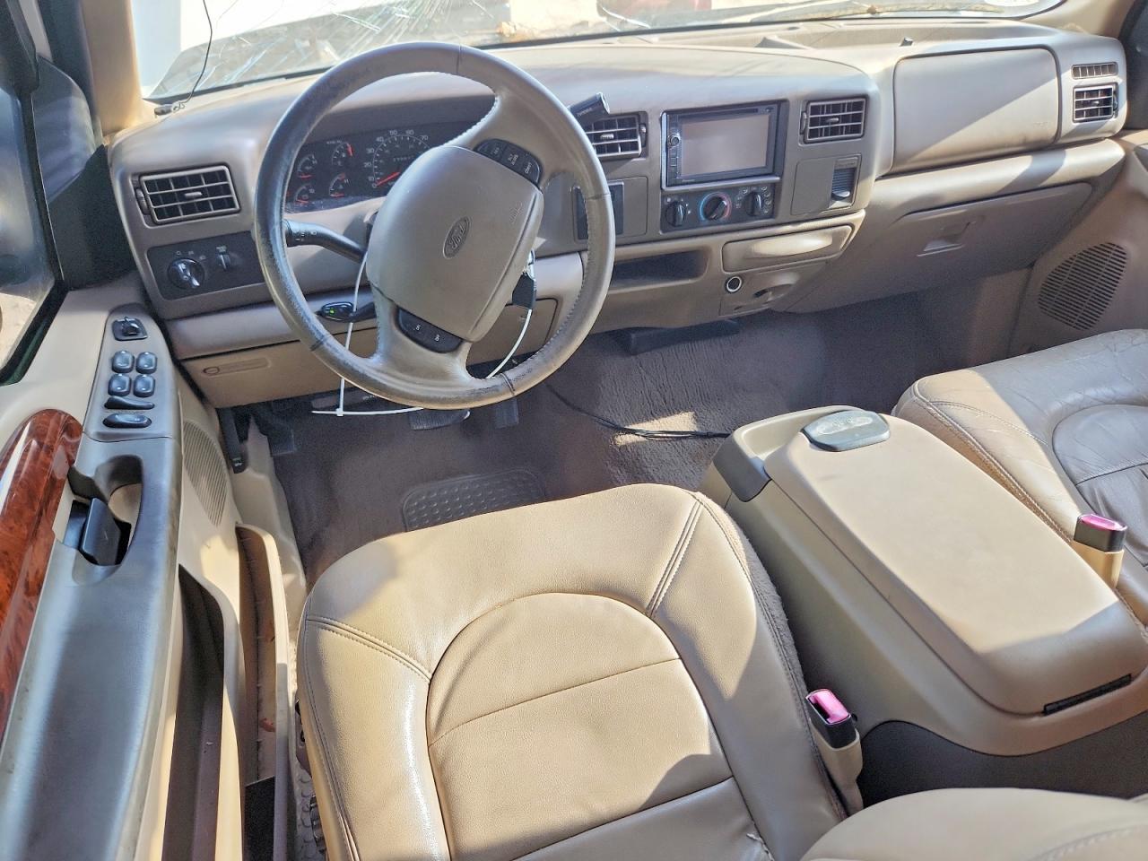 2000 Ford F250 Super Duty White vin: 1FTNW21F4YEE52325
