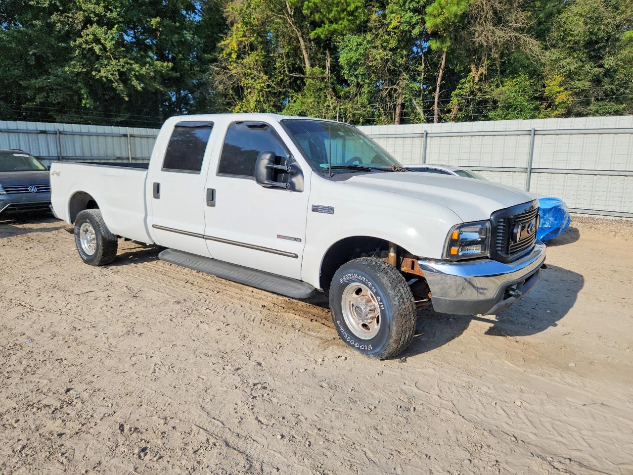 2000 Ford F250 Super Duty White vin: 1FTNW21F4YEE52325