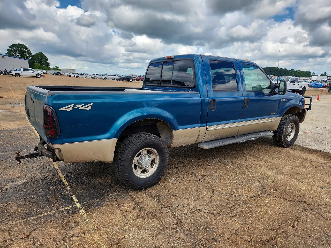 2000 Ford F250 Super Duty Синий vin: 1FTNW21F5YEE18846