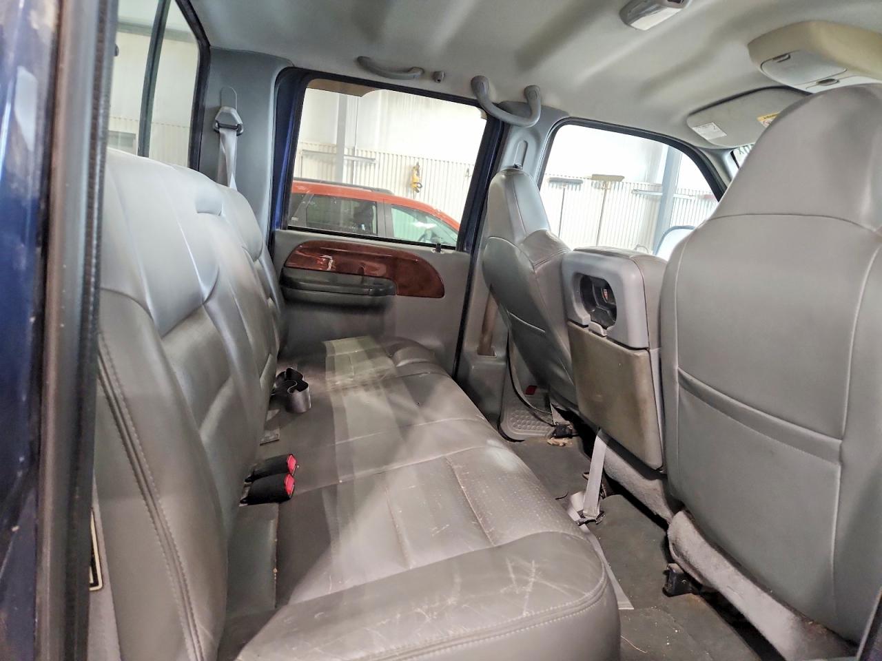 2002 Ford F250 Super Duty Синий vin: 1FTNW21F62EB94056