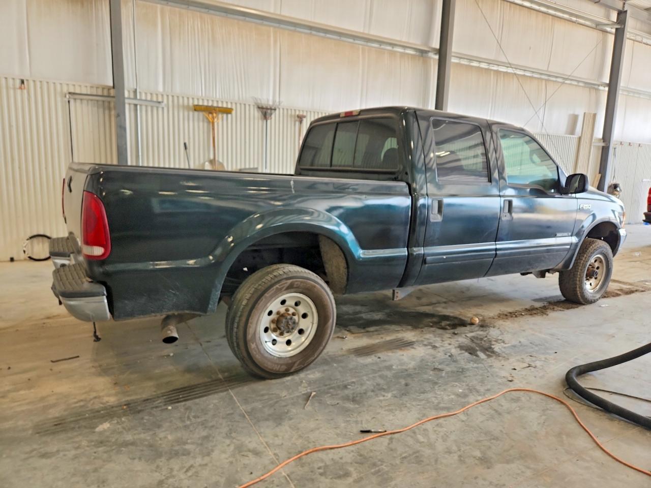 2001 Ford F250 Super Duty Green vin: 1FTNW21F71EA42429