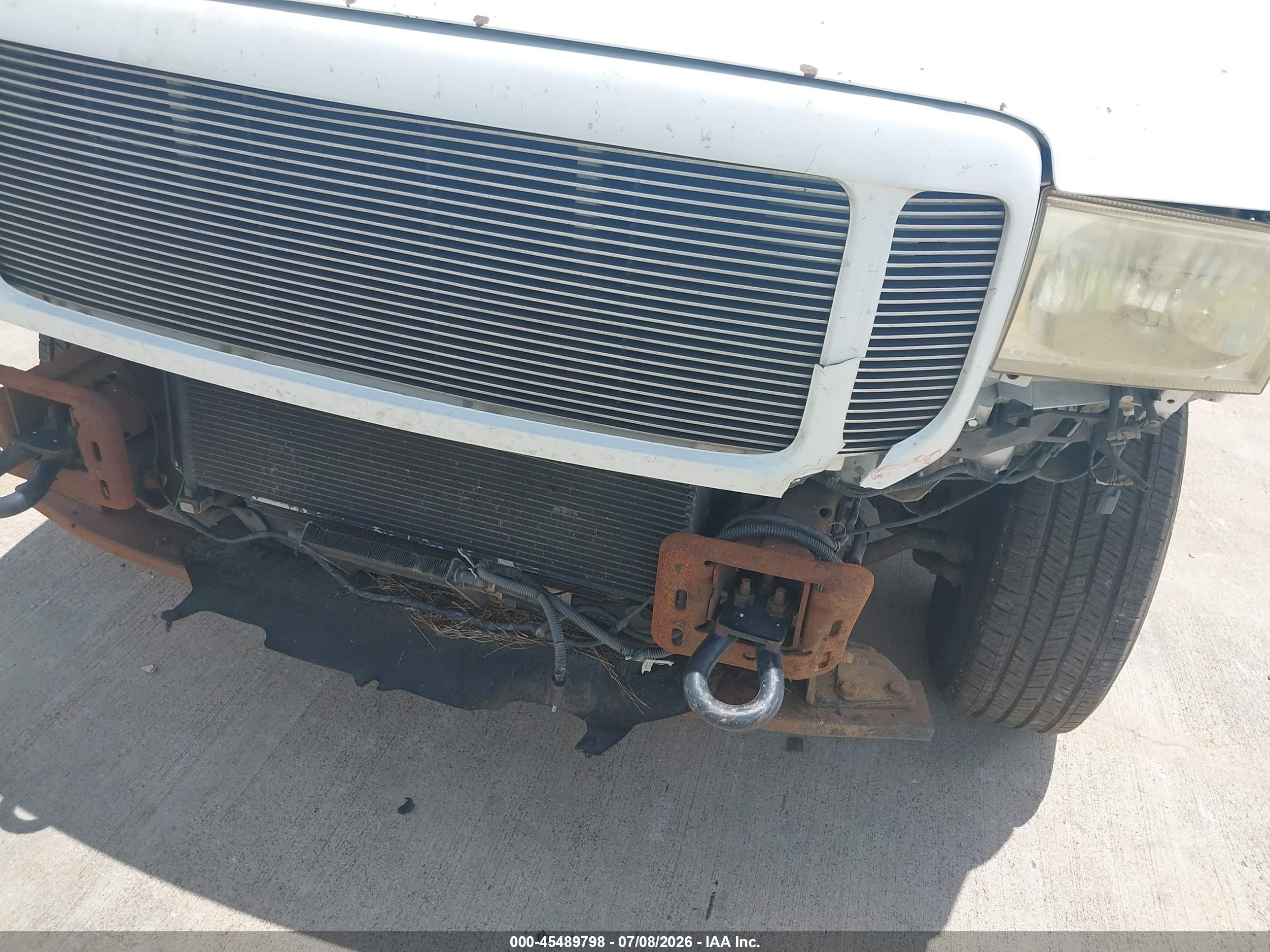2002 Ford F-250 Lariat/xl/xlt White vin: 1FTNW21F72EB76763