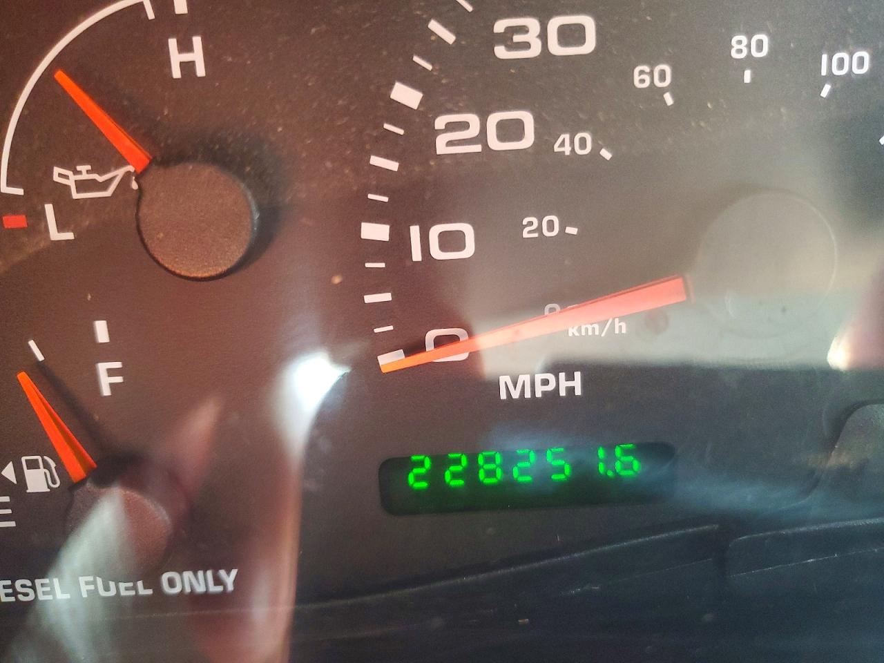 2002 Ford F250 Super Duty Gray vin: 1FTNW21F72ED37872