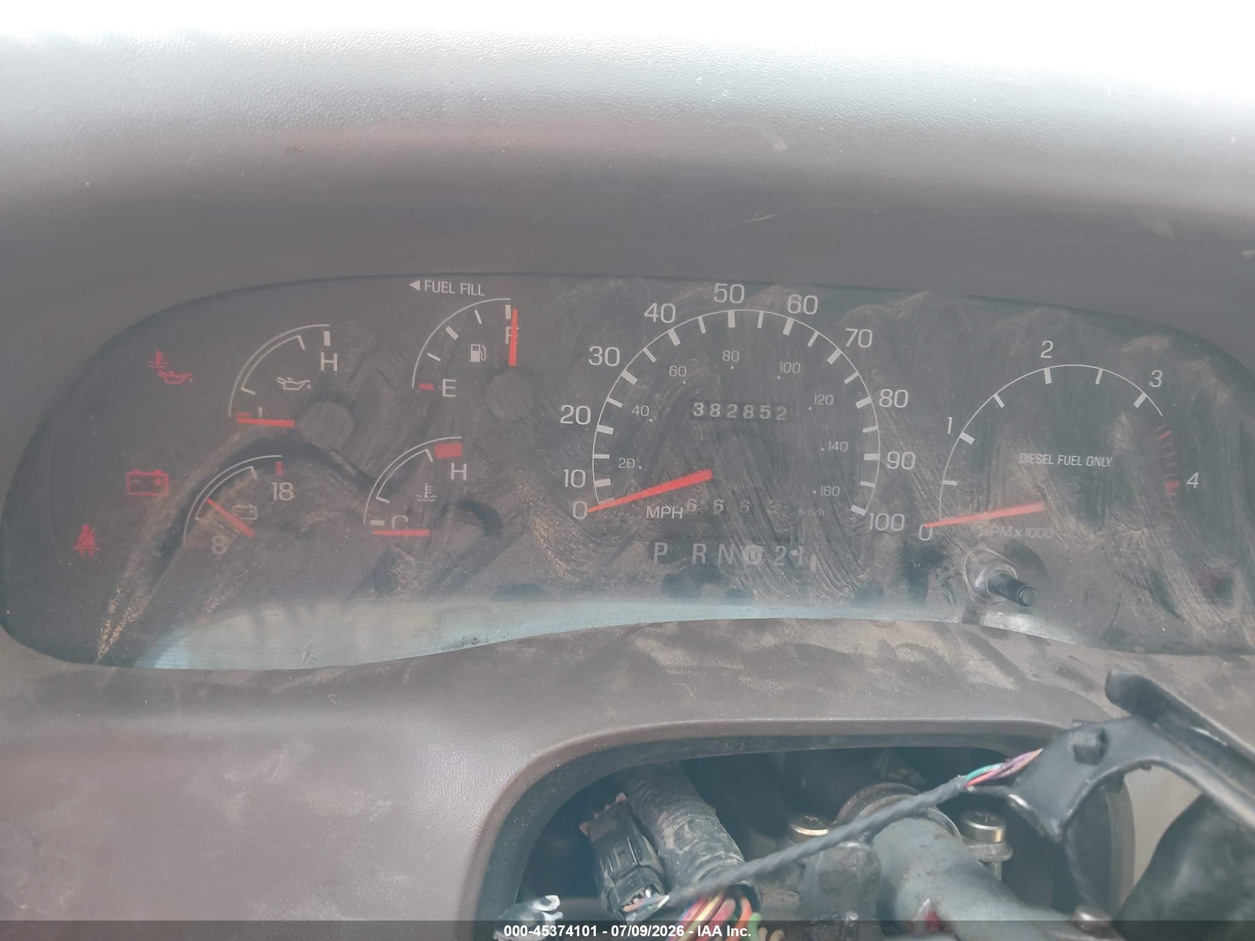1999 Ford F-250   White vin: 1FTNW21F7XED07715