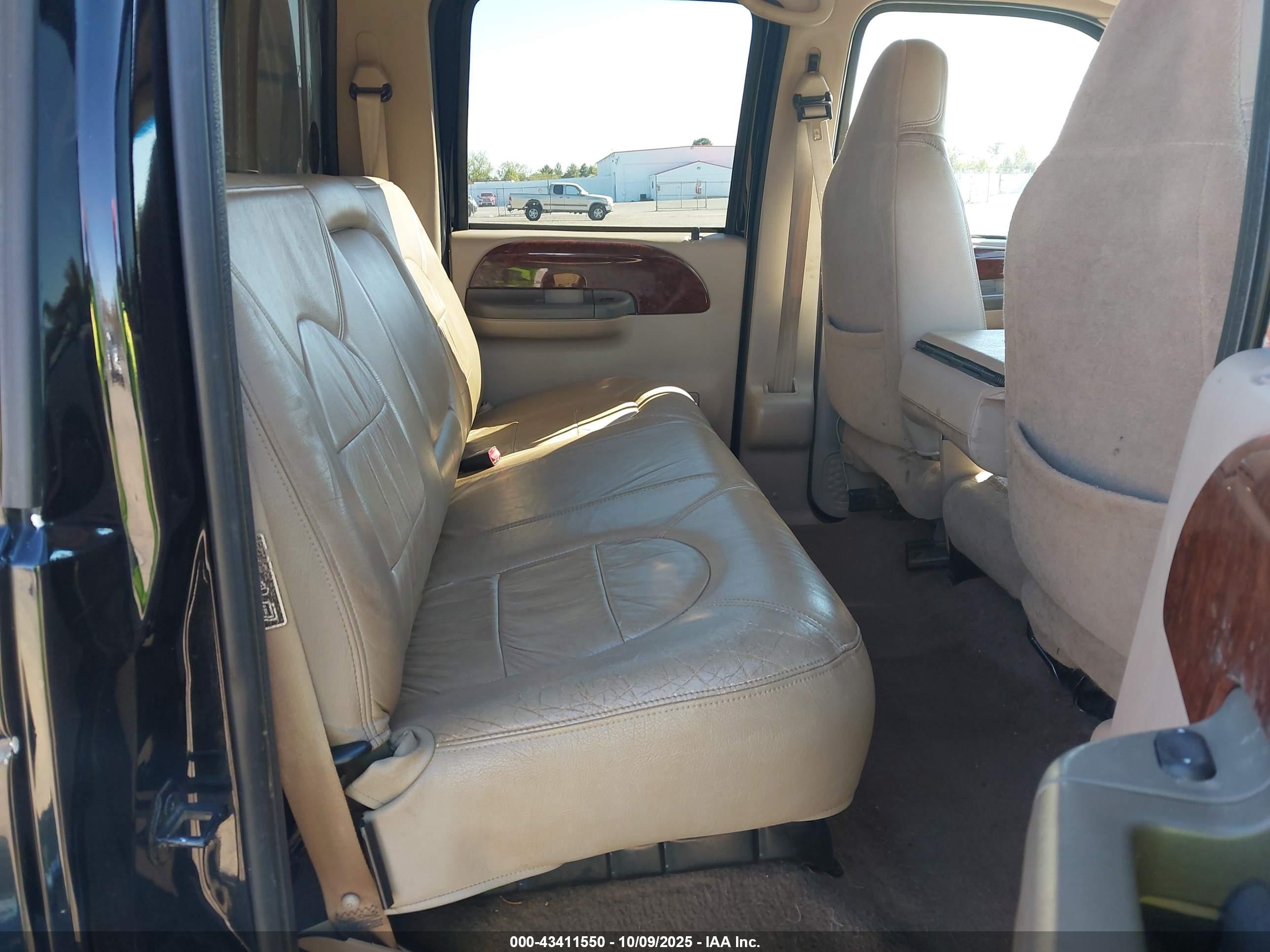 2000 Ford F-250 Lariat/xl/xlt Blue vin: 1FTNW21F7YEC70568