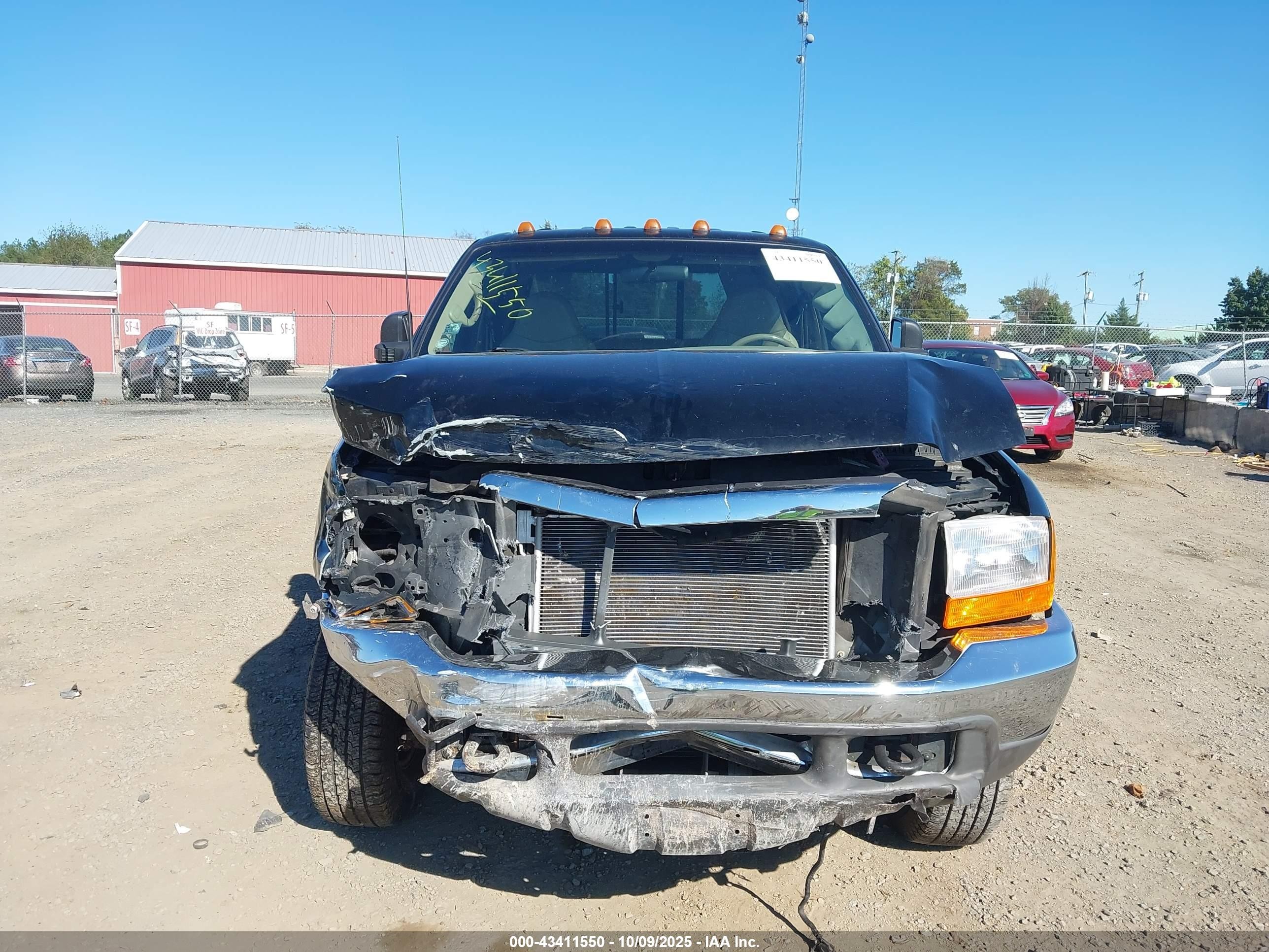 2000 Ford F-250 Lariat/xl/xlt Blue vin: 1FTNW21F7YEC70568