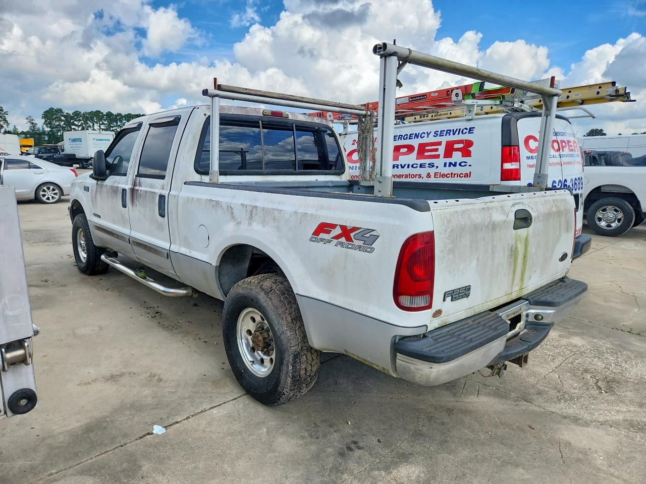 2003 Ford F250 Super Duty Белый vin: 1FTNW21F83EA98415