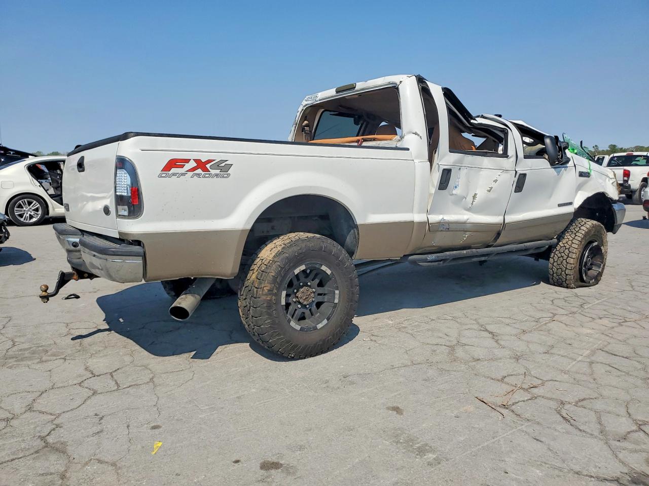 2003 Ford F250 Super Duty White vin: 1FTNW21F83EB09803