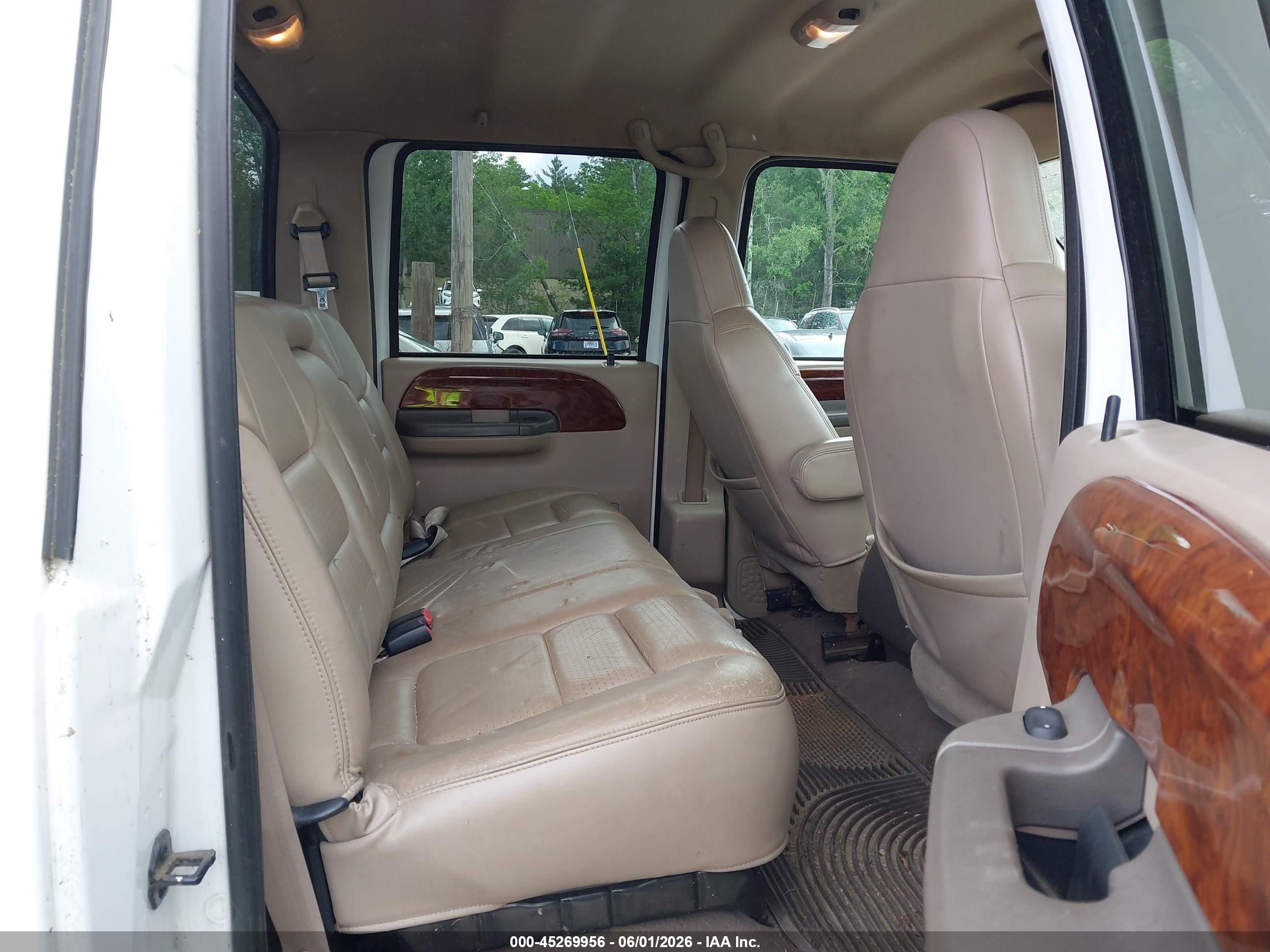 2001 Ford F-250 Lariat/xl/xlt White vin: 1FTNW21F91ED55174