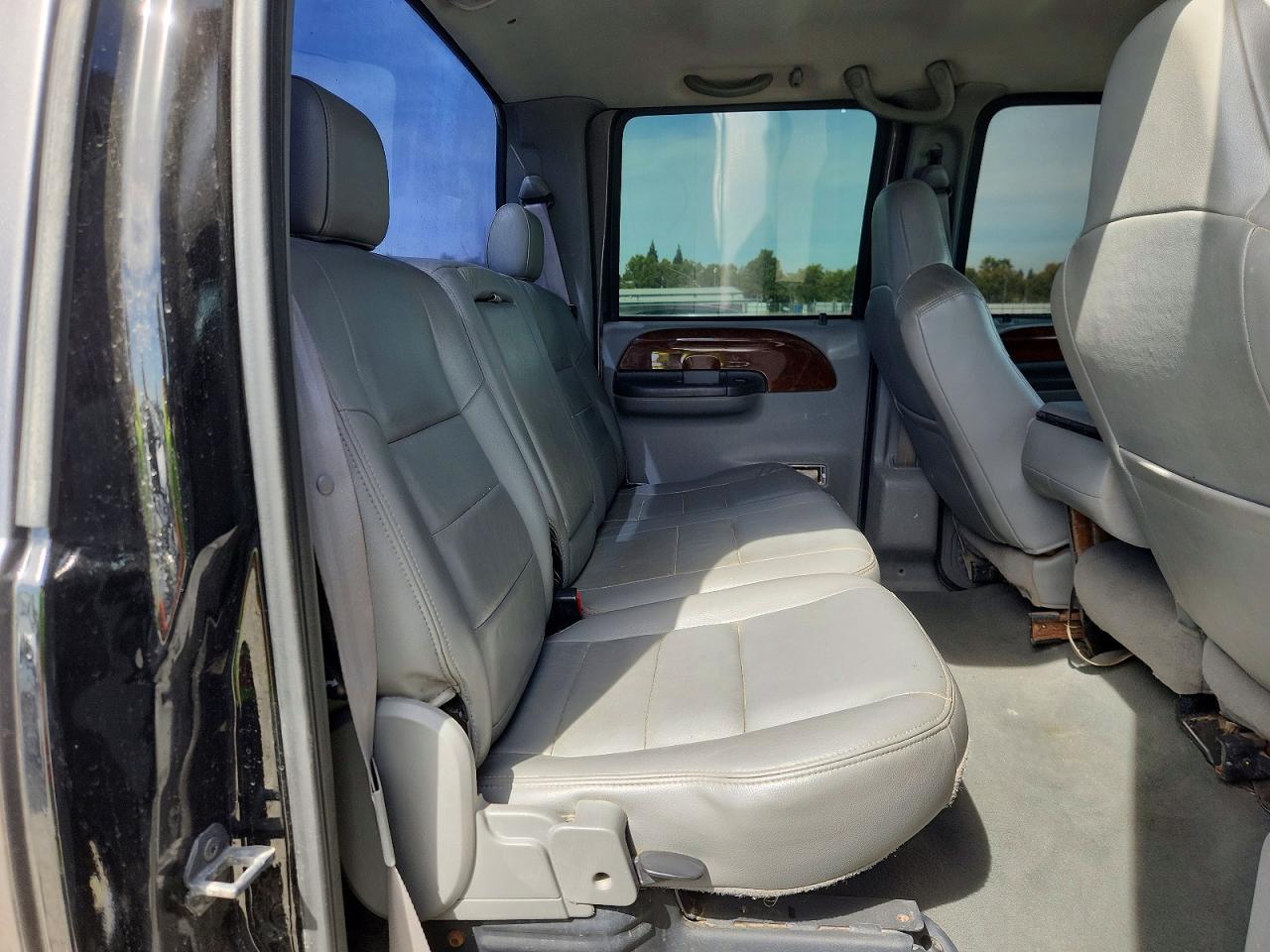 2002 Ford F250 Super Duty Gray vin: 1FTNW21F92EB86324