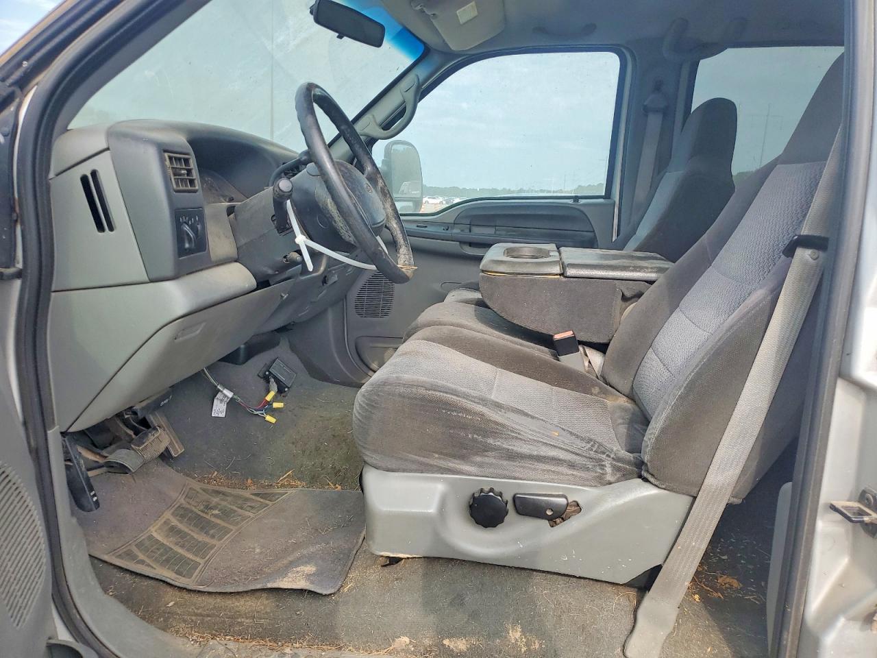 2002 Ford F250 Super Duty Silver vin: 1FTNW21F92ED18675