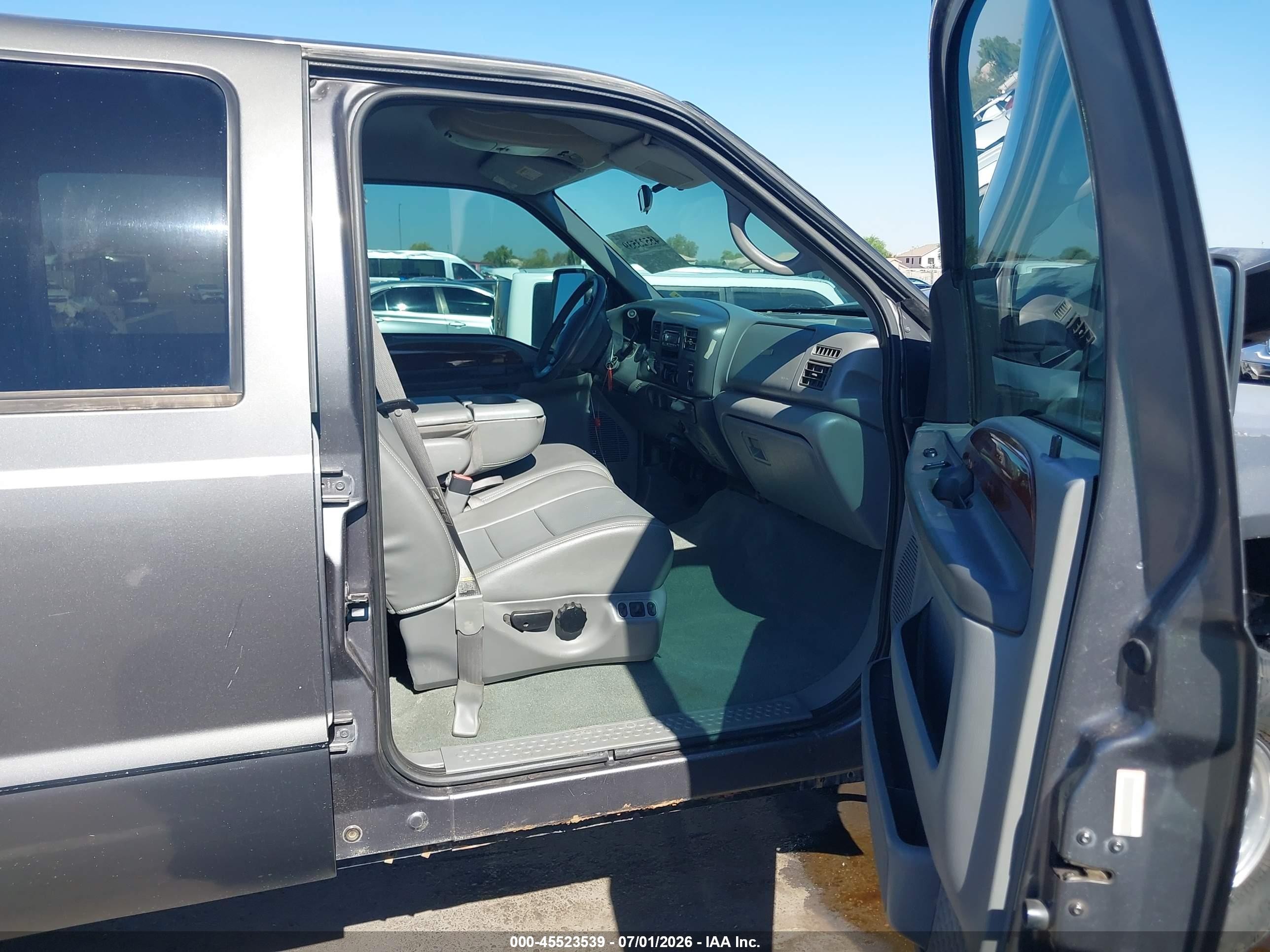2002 Ford F-250 Lariat/xl/xlt Серый vin: 1FTNW21FX2ED44301