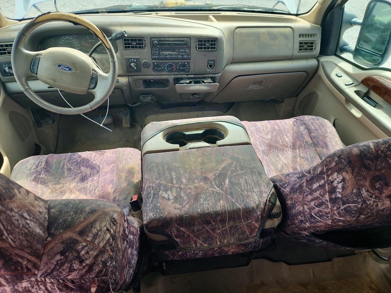 2003 Ford F250 Super Duty White vin: 1FTNW21FX3EA73550