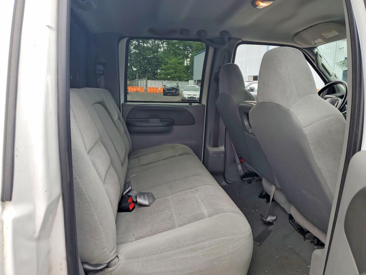2003 Ford F250 Super Duty White vin: 1FTNW21L03ED52785