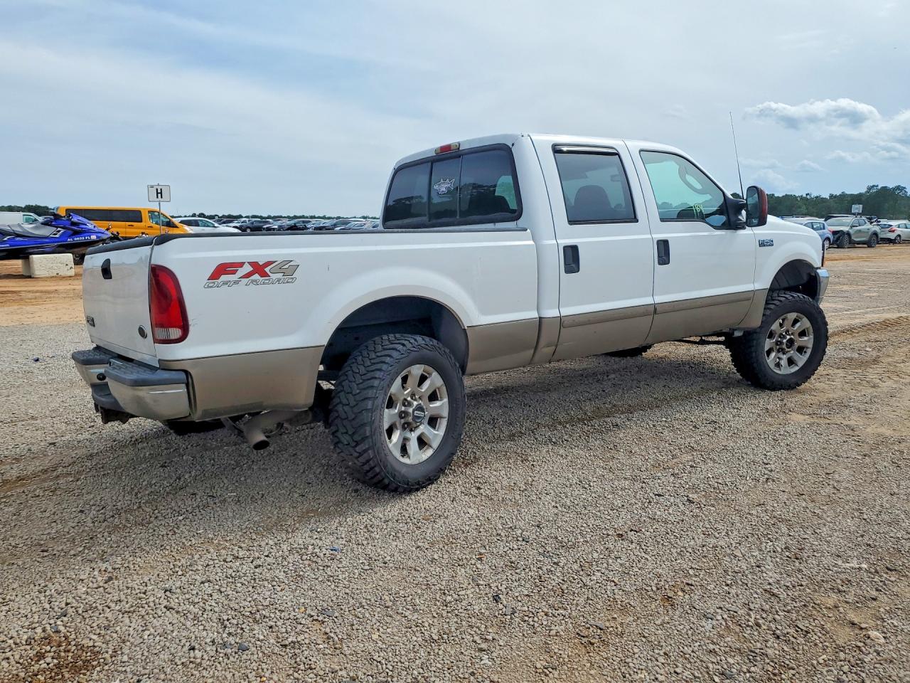2003 Ford F250 4wd White vin: 1FTNW21L43EC73653