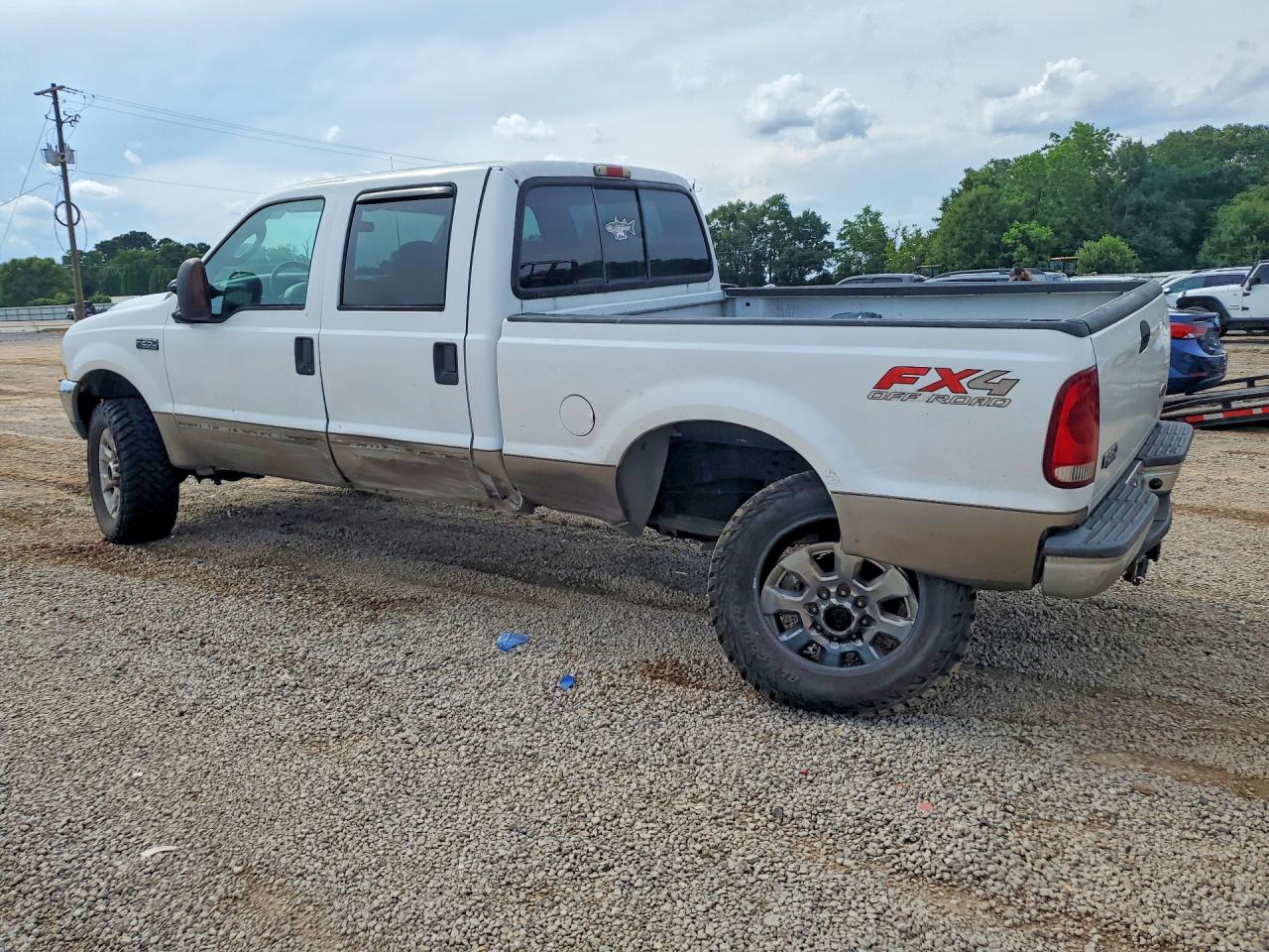 2003 Ford F250 4wd White vin: 1FTNW21L43EC73653