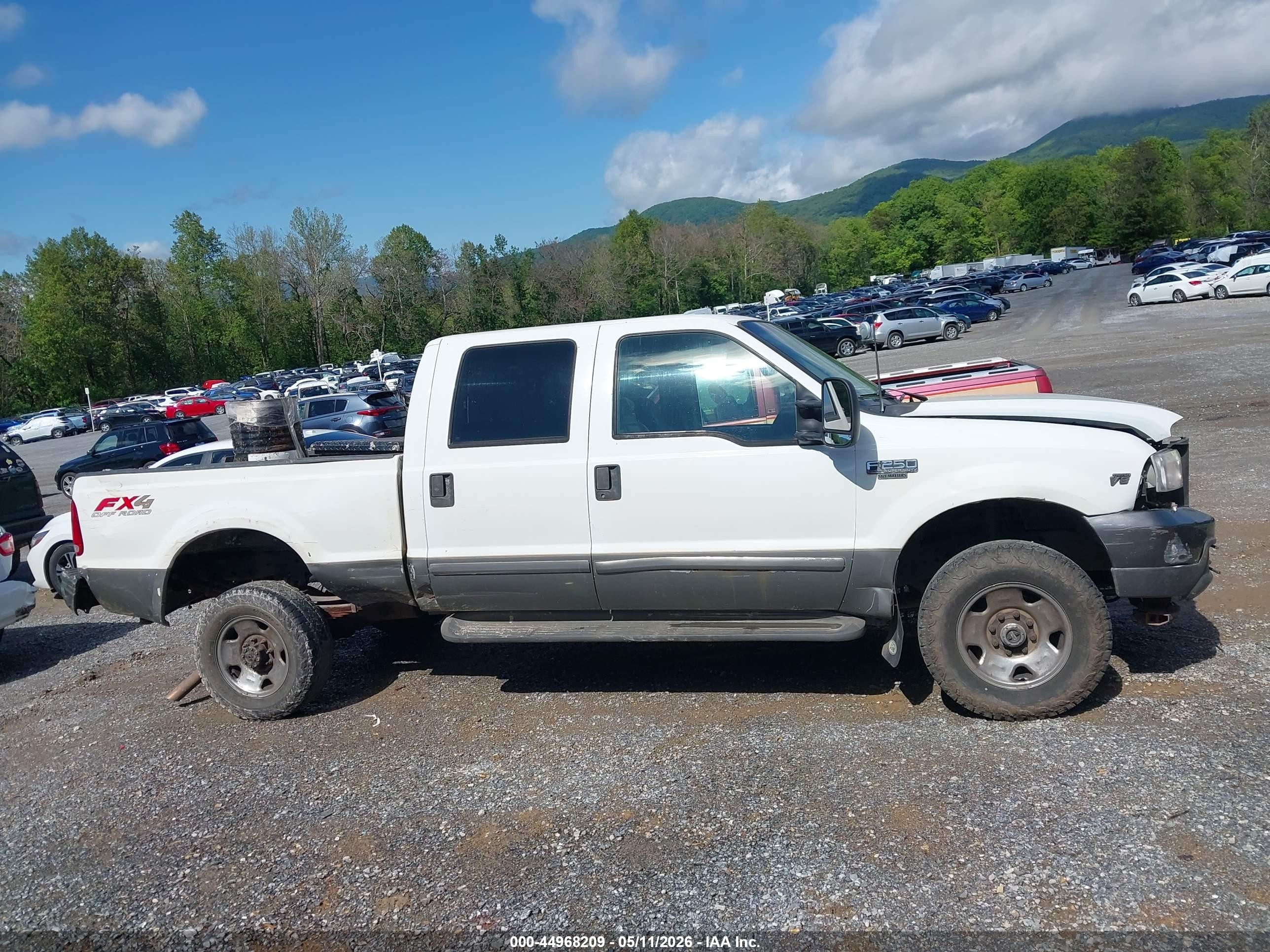 2002 Ford F-250 Lariat/xl/xlt White vin: 1FTNW21L62EB58308