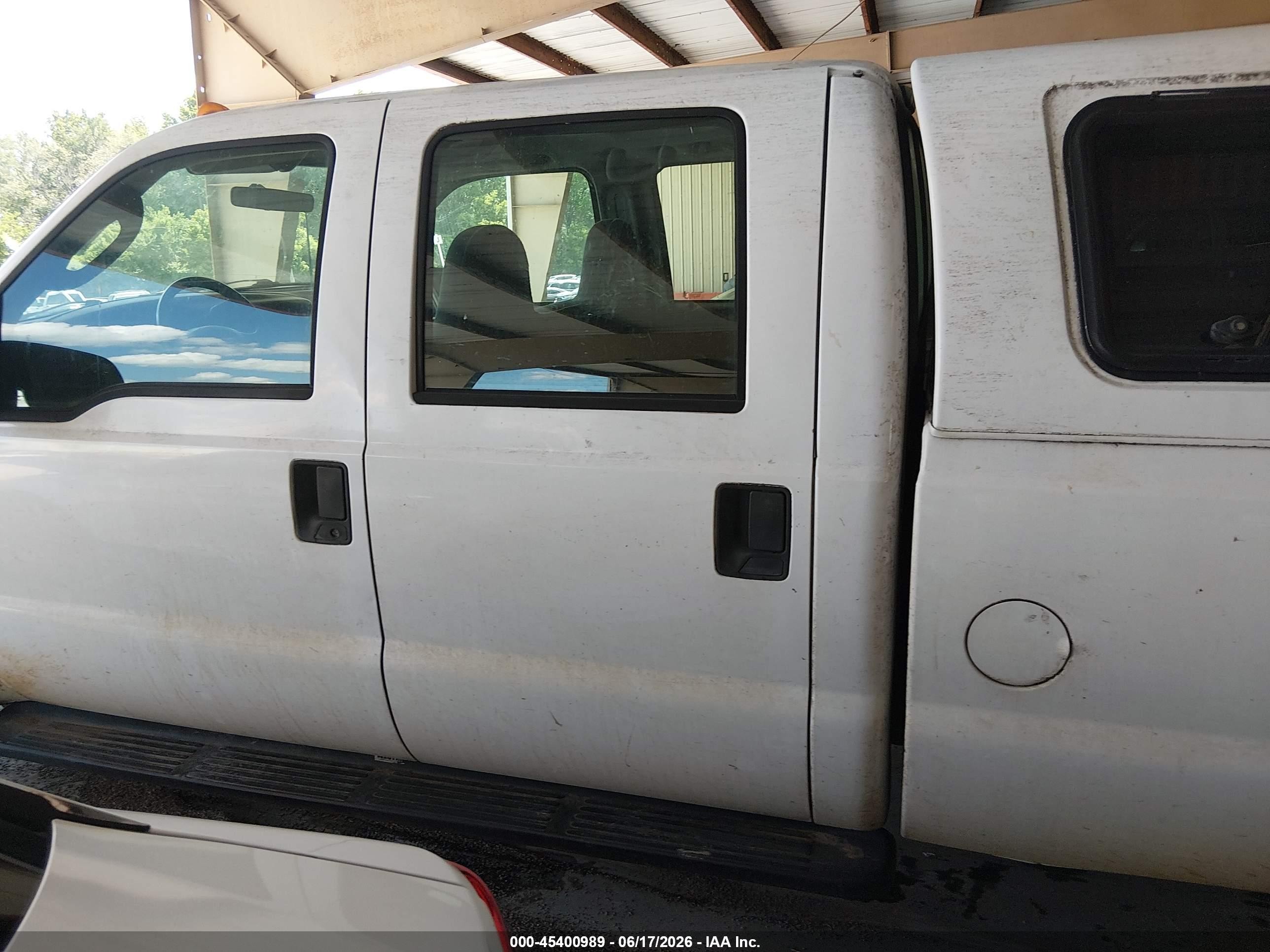 2003 Ford F-250 Lariat/xl/xlt White vin: 1FTNW21L63EA07910