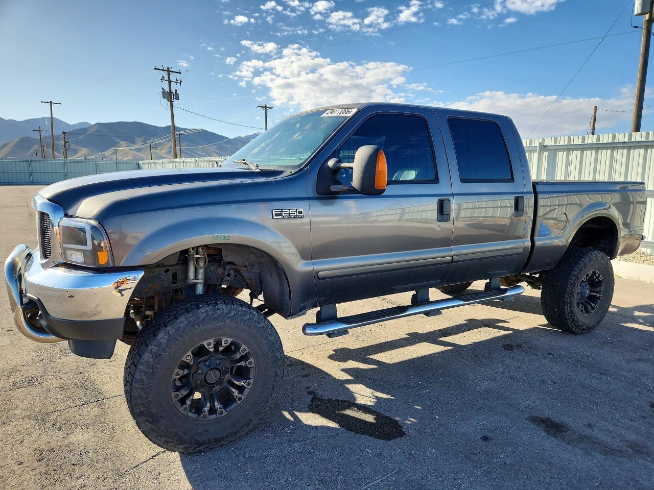 2003 Ford F250 Super Duty Gray vin: 1FTNW21L63EB70525