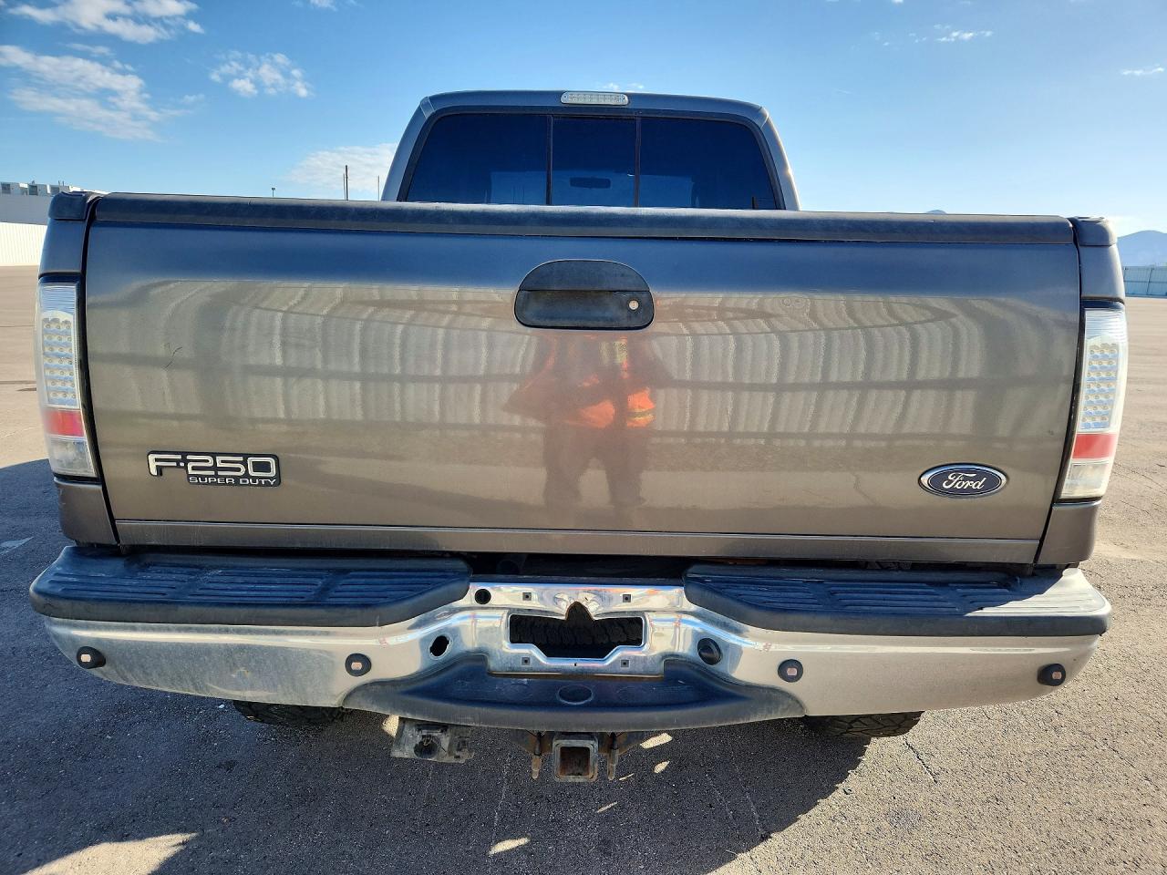 2003 Ford F250 Super Duty Gray vin: 1FTNW21L63EB70525