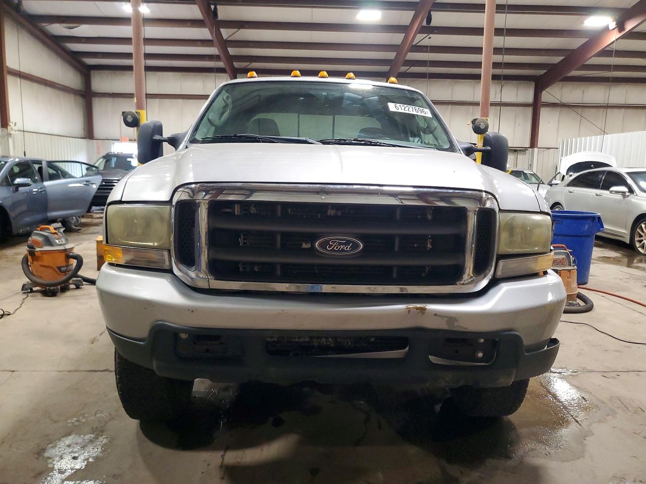 2004 Ford F250 Super Duty Silver vin: 1FTNW21L94EA28641