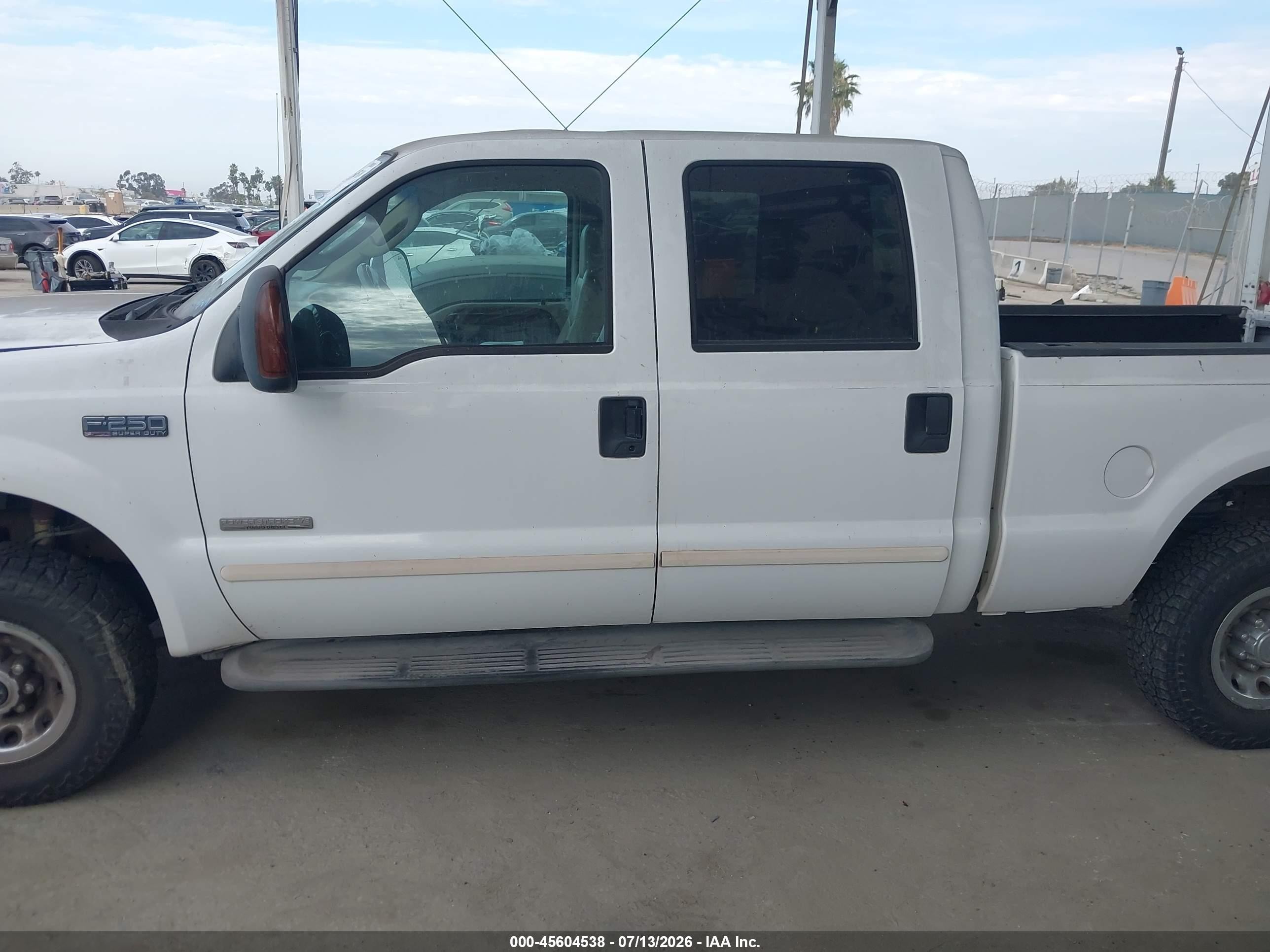 2003 Ford F-250 Lariat/xl/xlt White vin: 1FTNW21P03EB82253