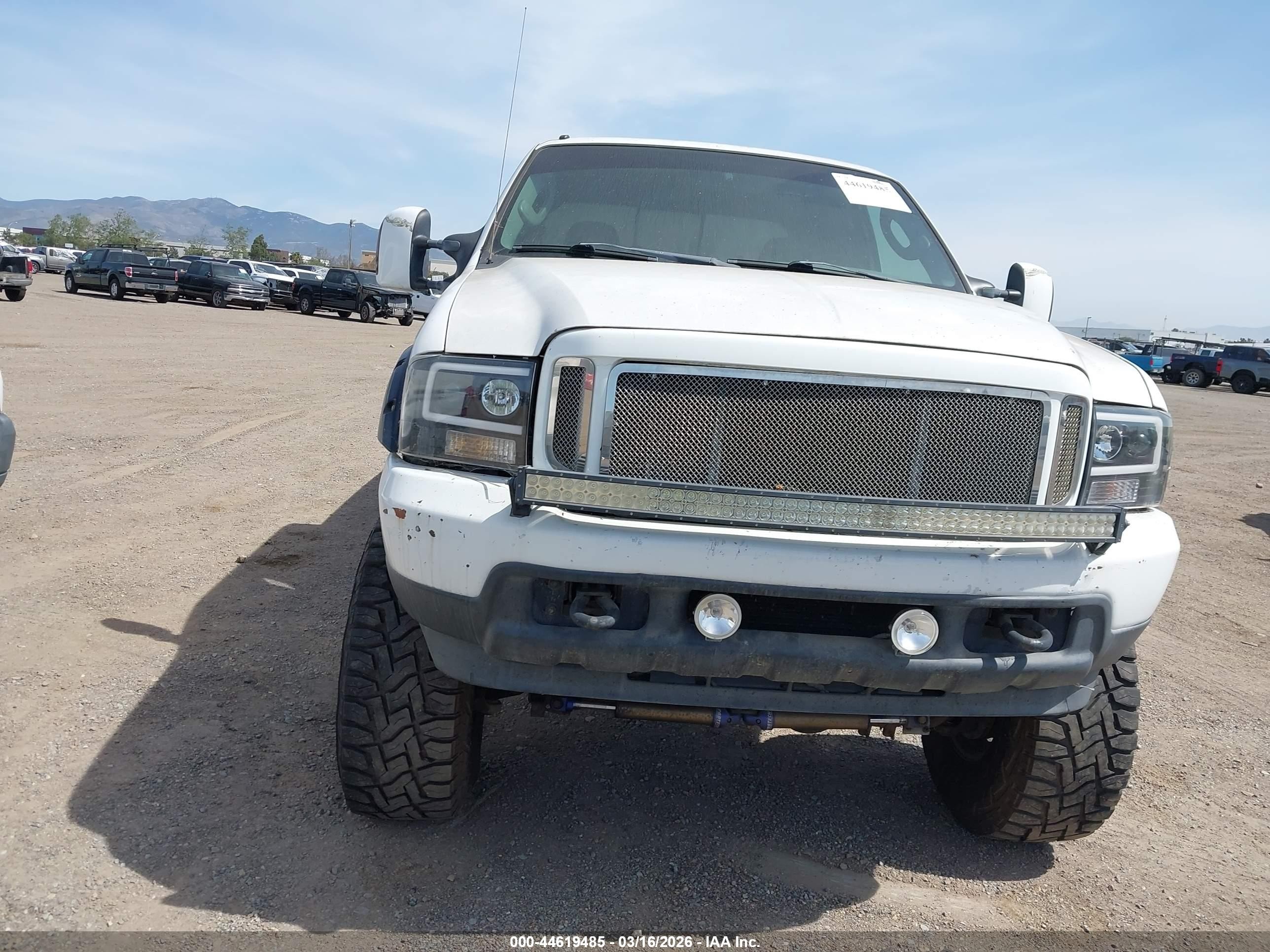 2004 Ford F-250 Lariat/xl/xlt White vin: 1FTNW21P04EA46416