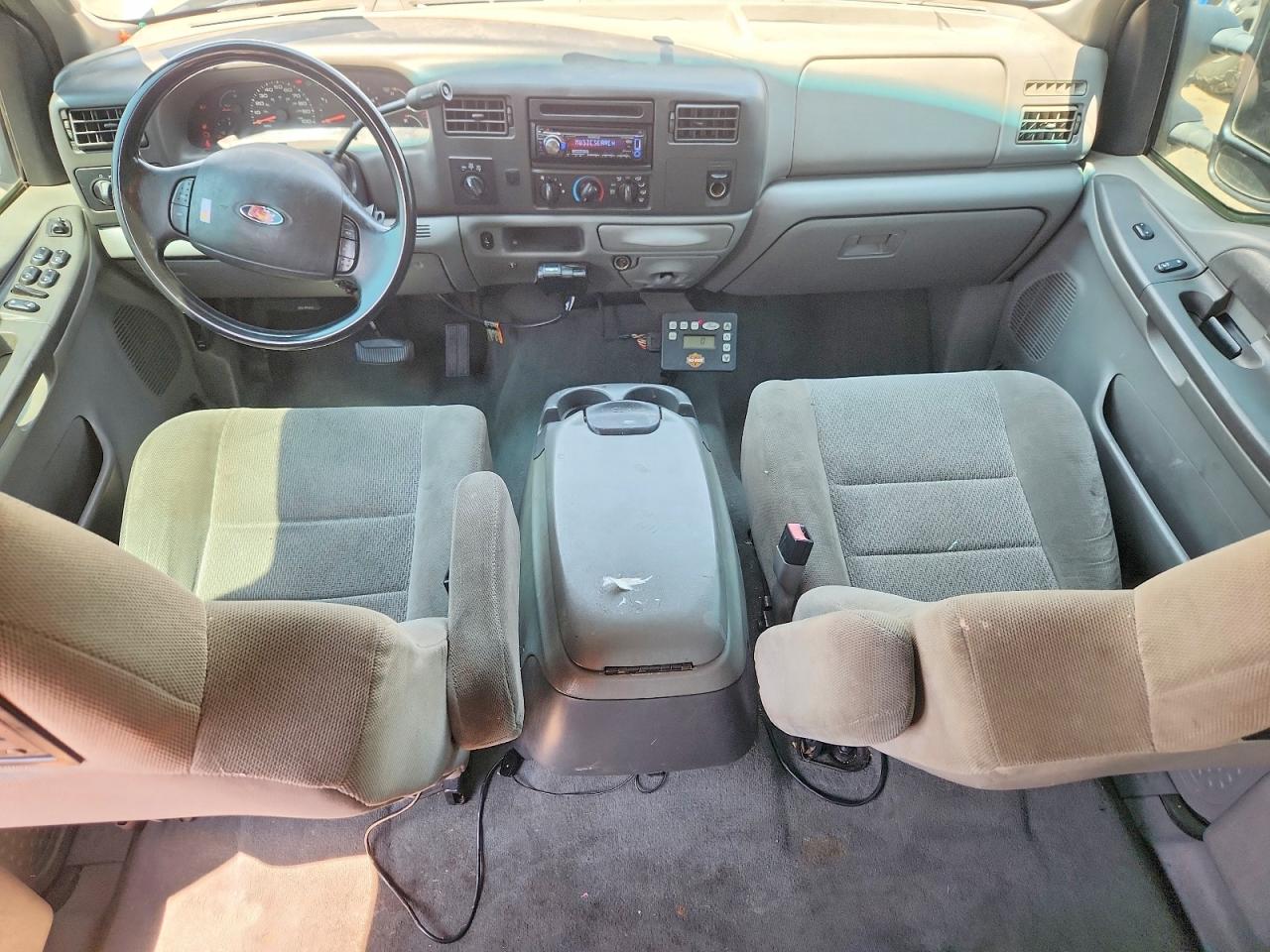 2003 Ford F250 Super Duty Silver vin: 1FTNW21P23EC04477