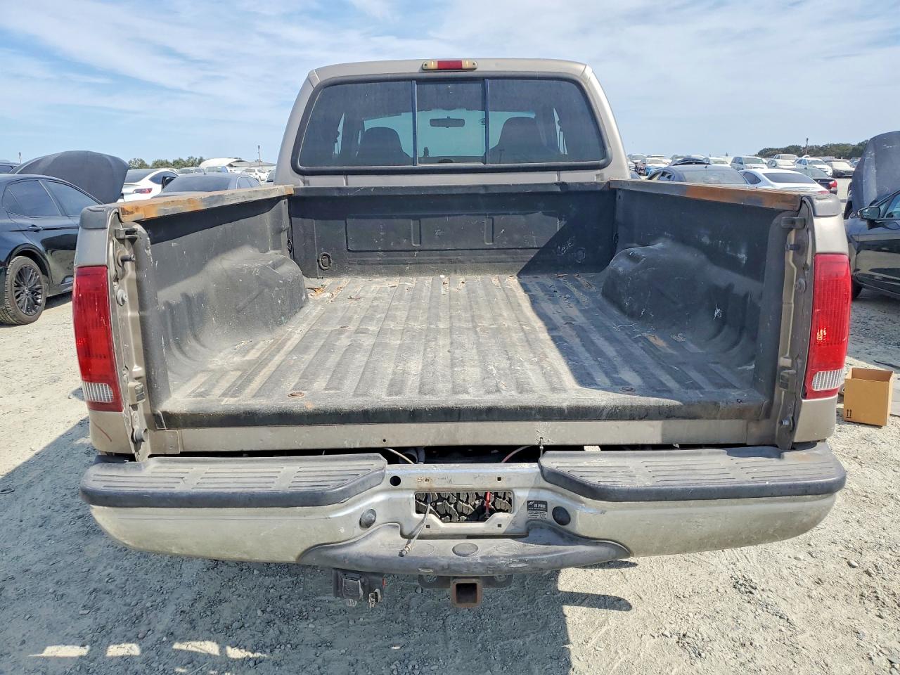 2003 Ford F250 Super Duty Beige vin: 1FTNW21P23EC06780