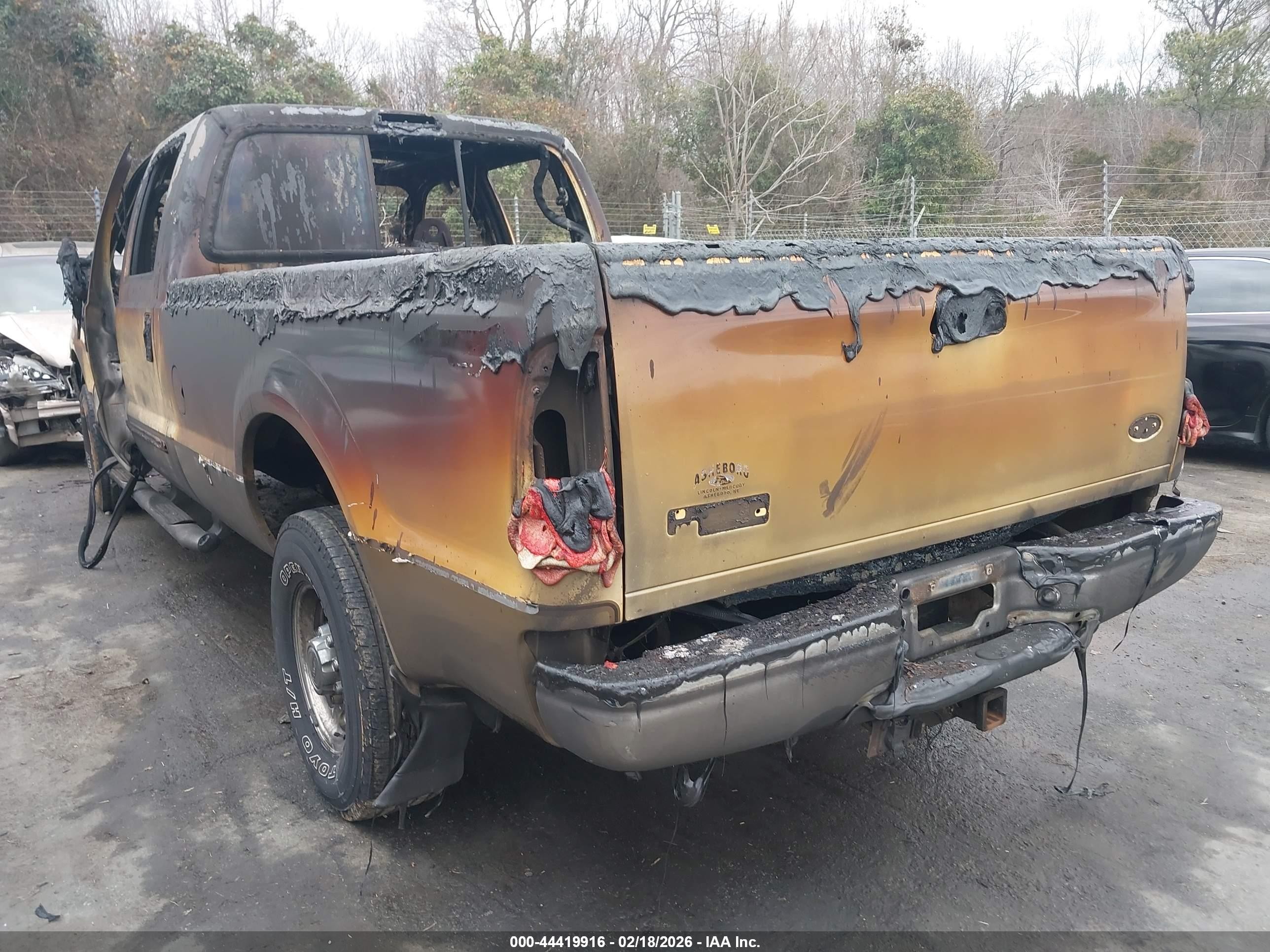 2003 Ford F-250 Lariat/xl/xlt White vin: 1FTNW21P43EC75776